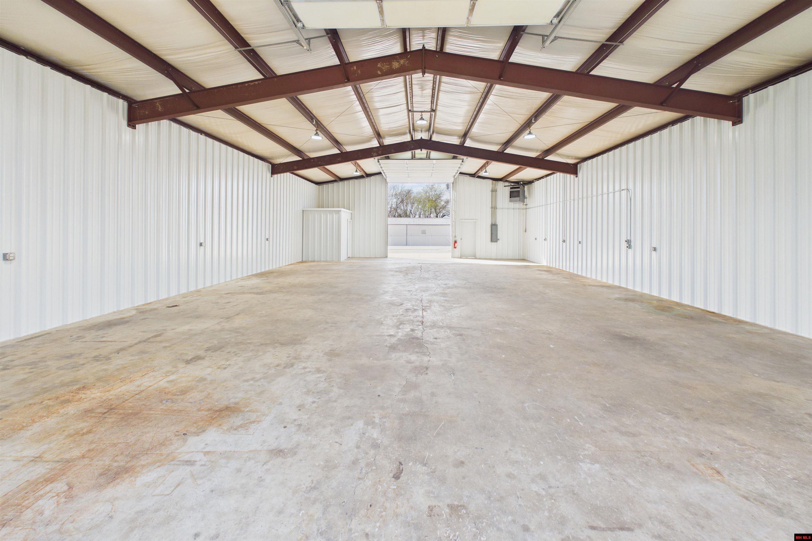 217/221 E 13TH STREET Mountain Home, AR