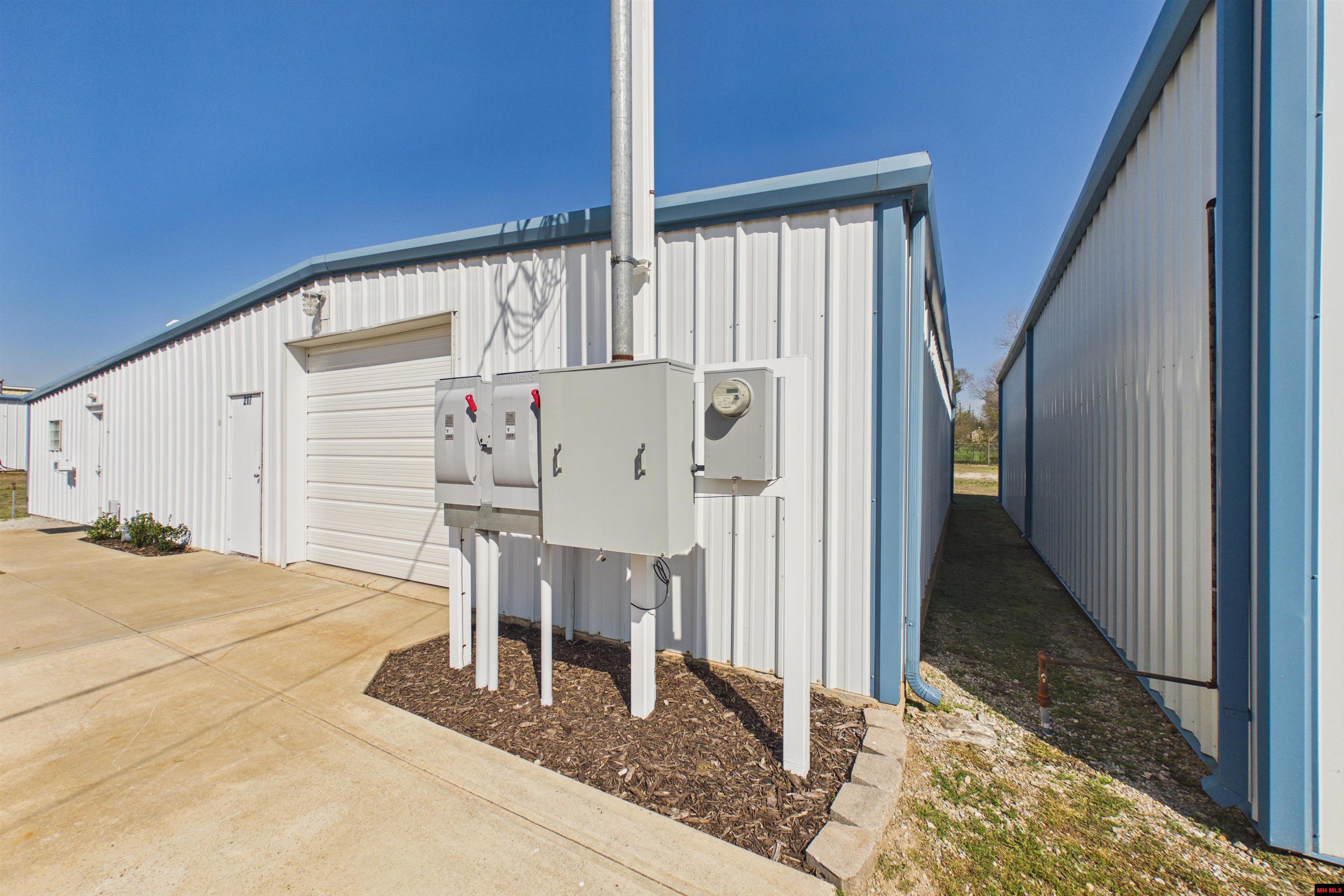 217/221 E 13TH STREET Mountain Home, AR