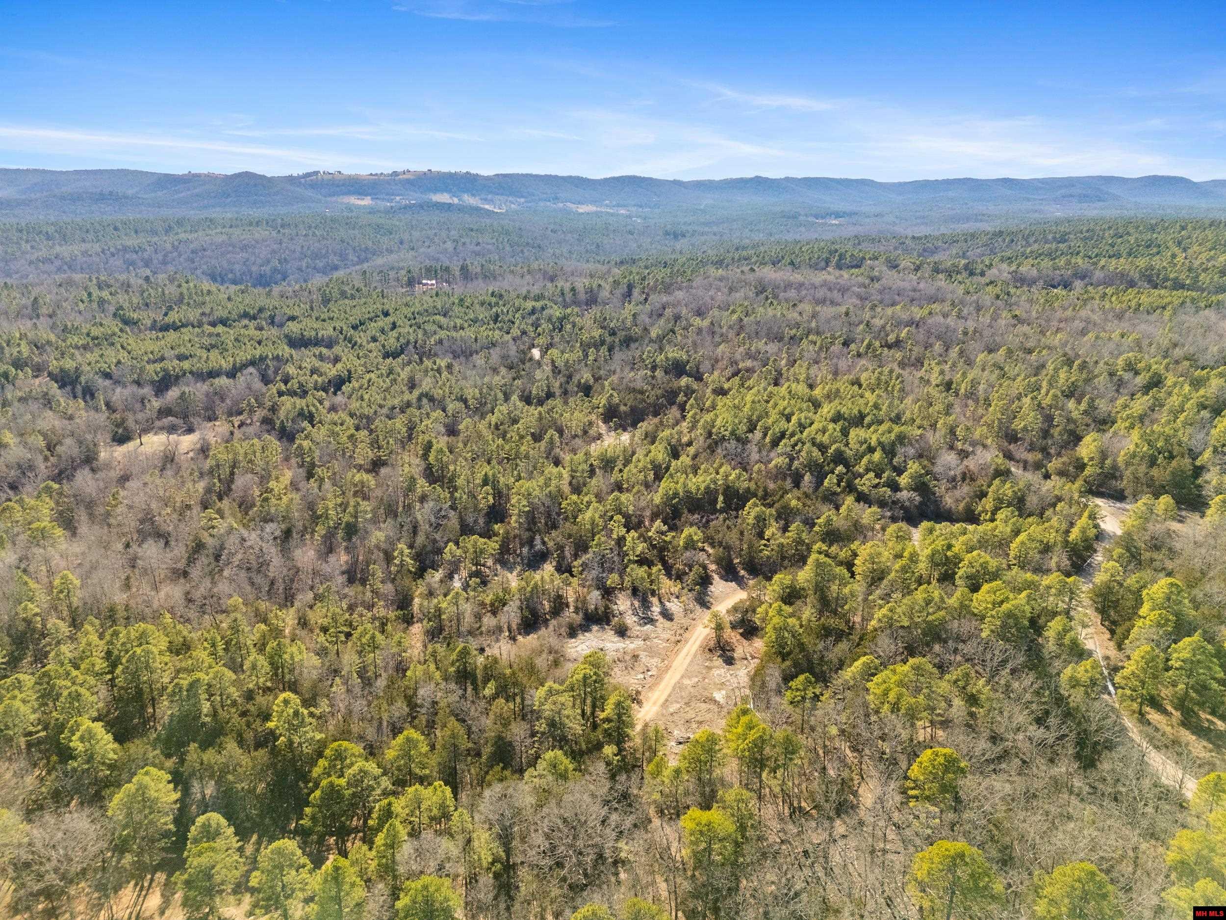 001-01049-000 Cr 128