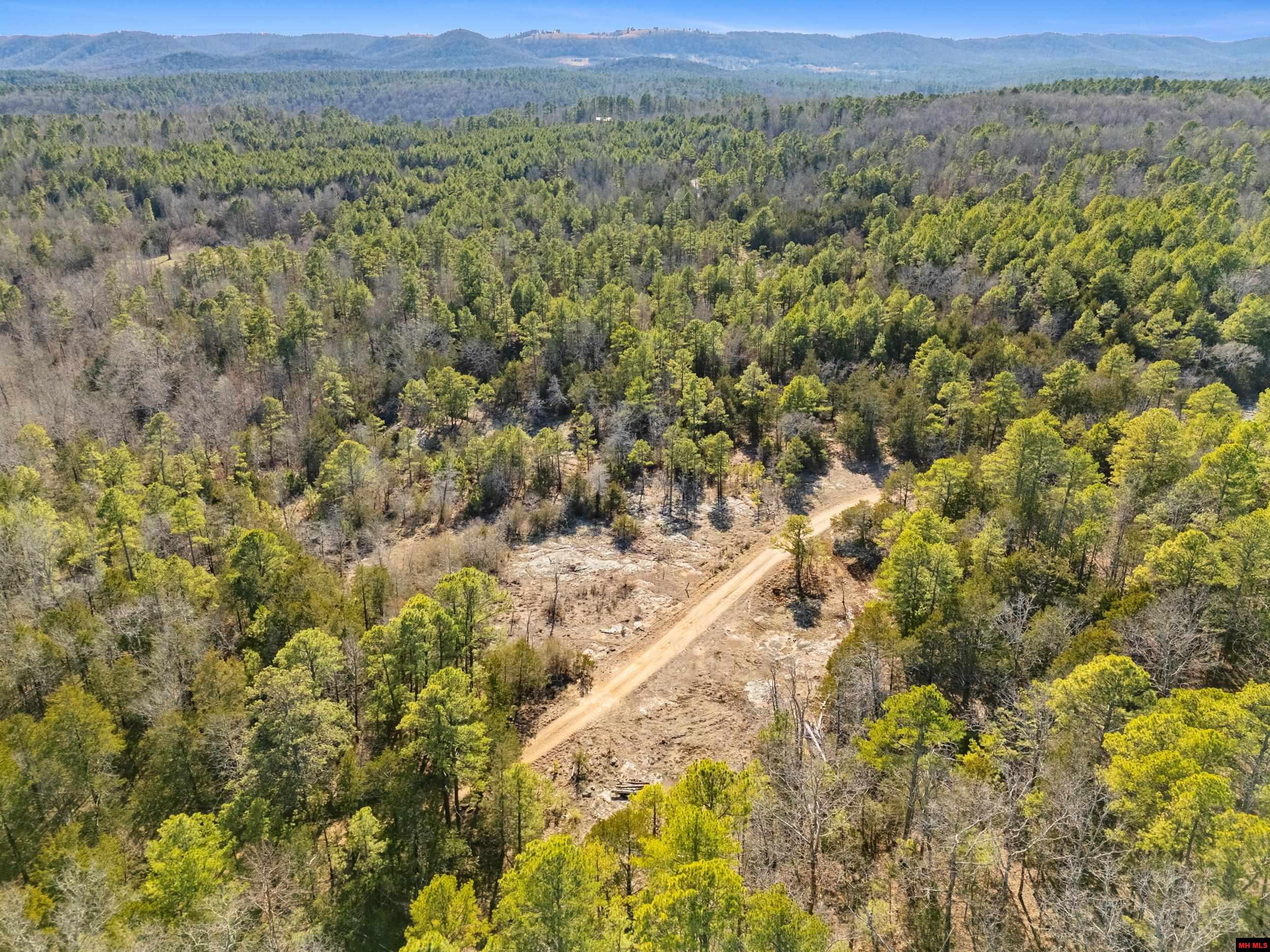 001-01049-000 Cr 128