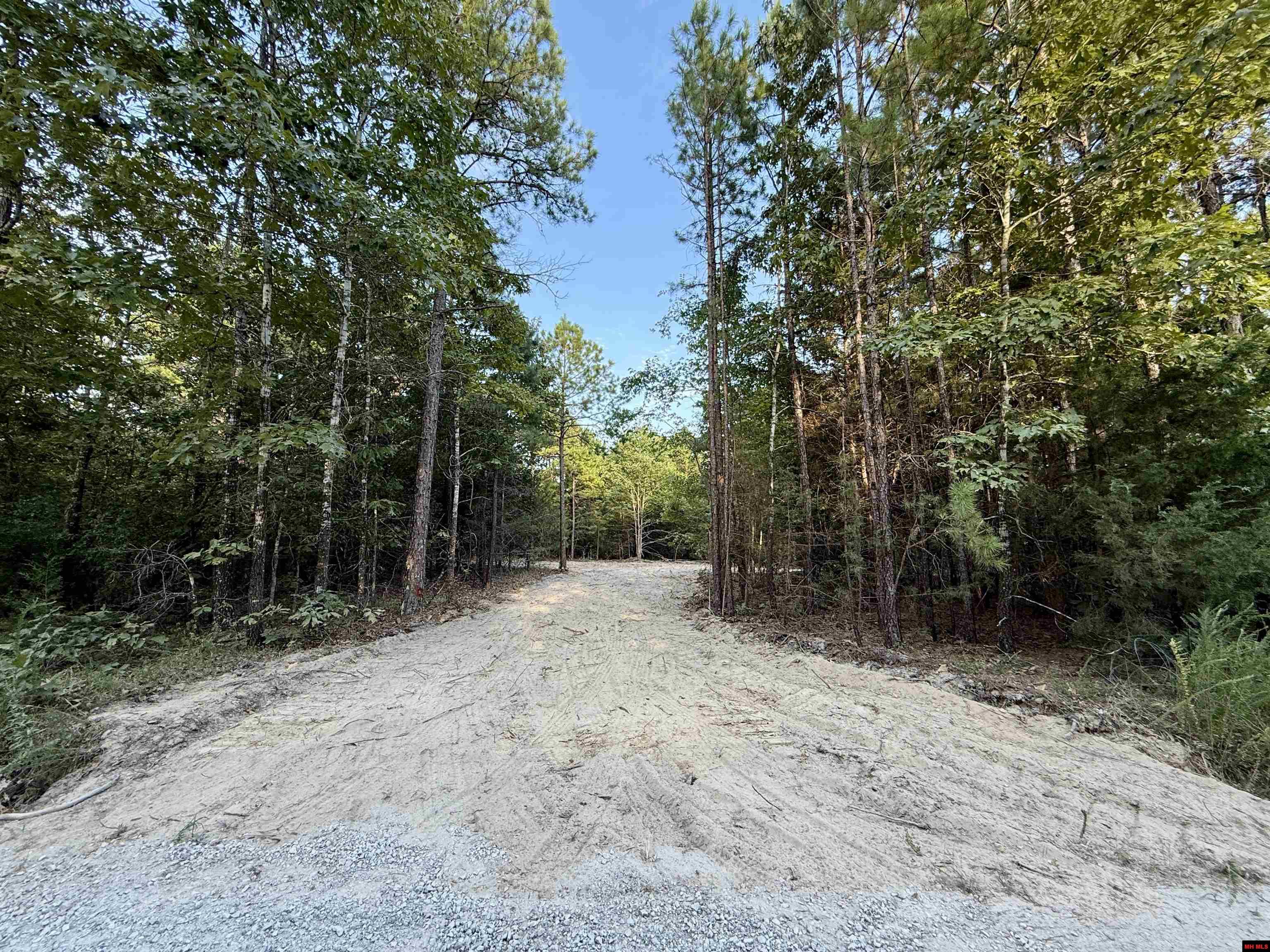 001-01049-000 Cr 128