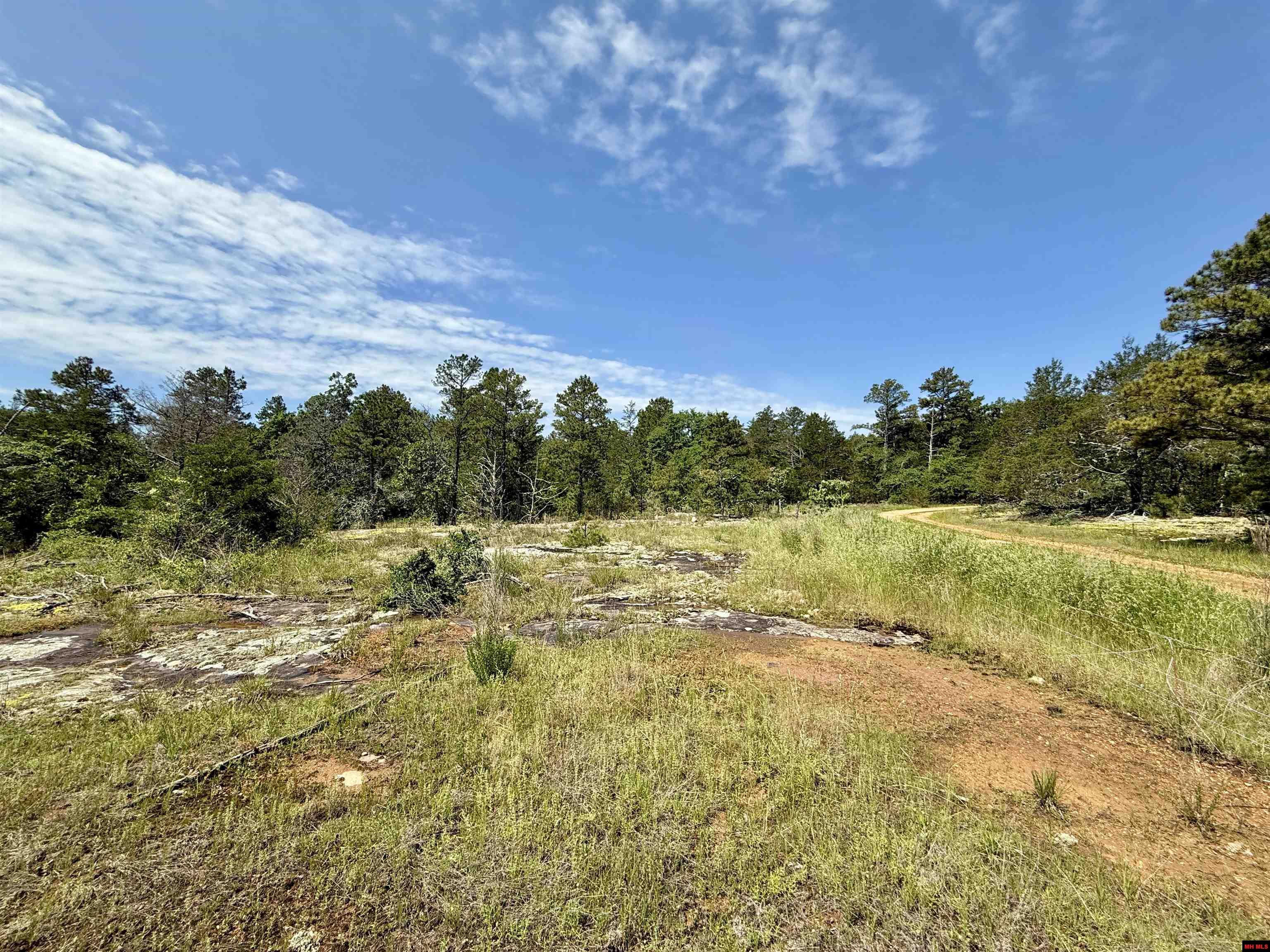 001-01049-000 Cr 128