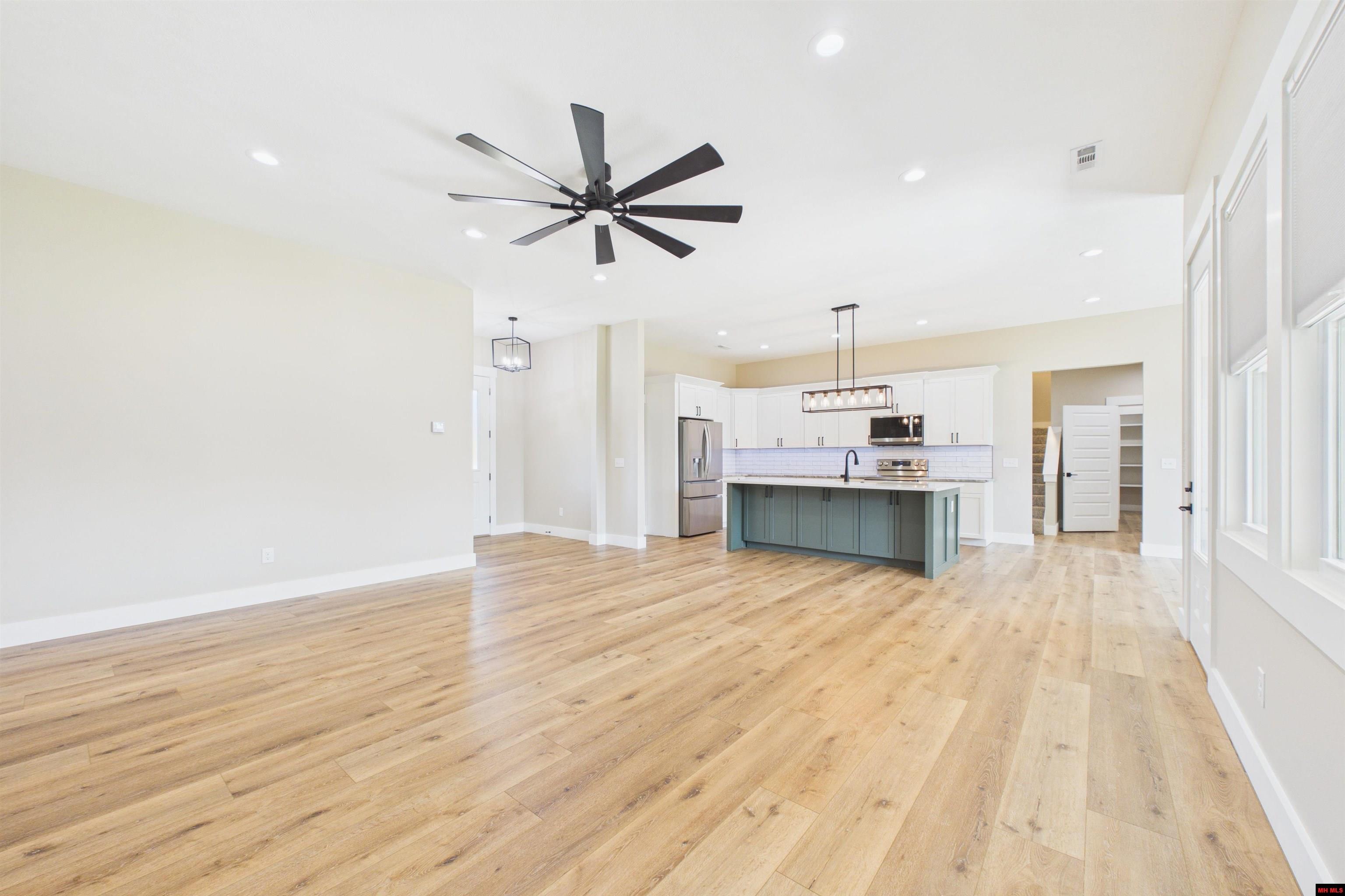 850 Swiss Mountain Drive