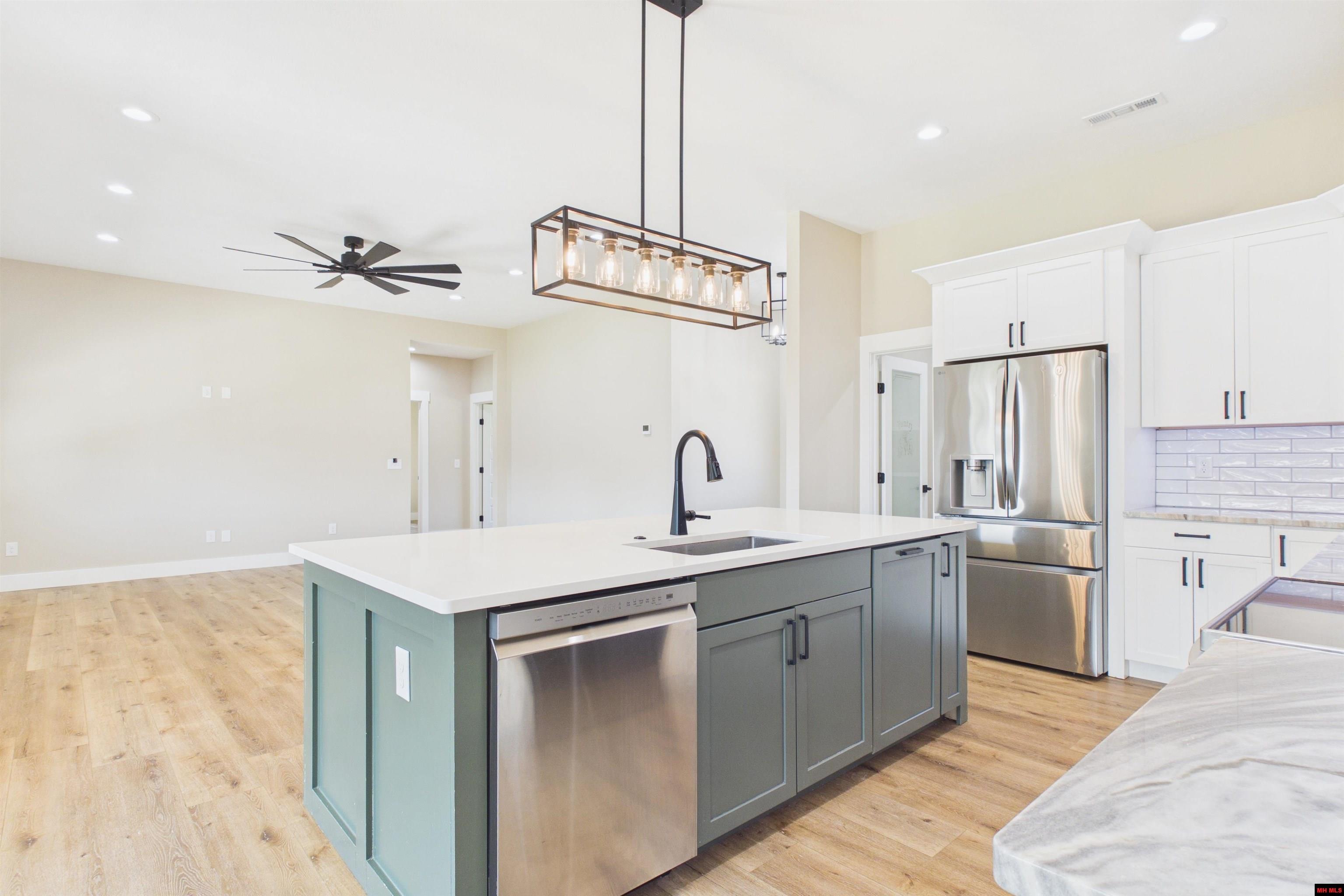 850 Swiss Mountain Drive