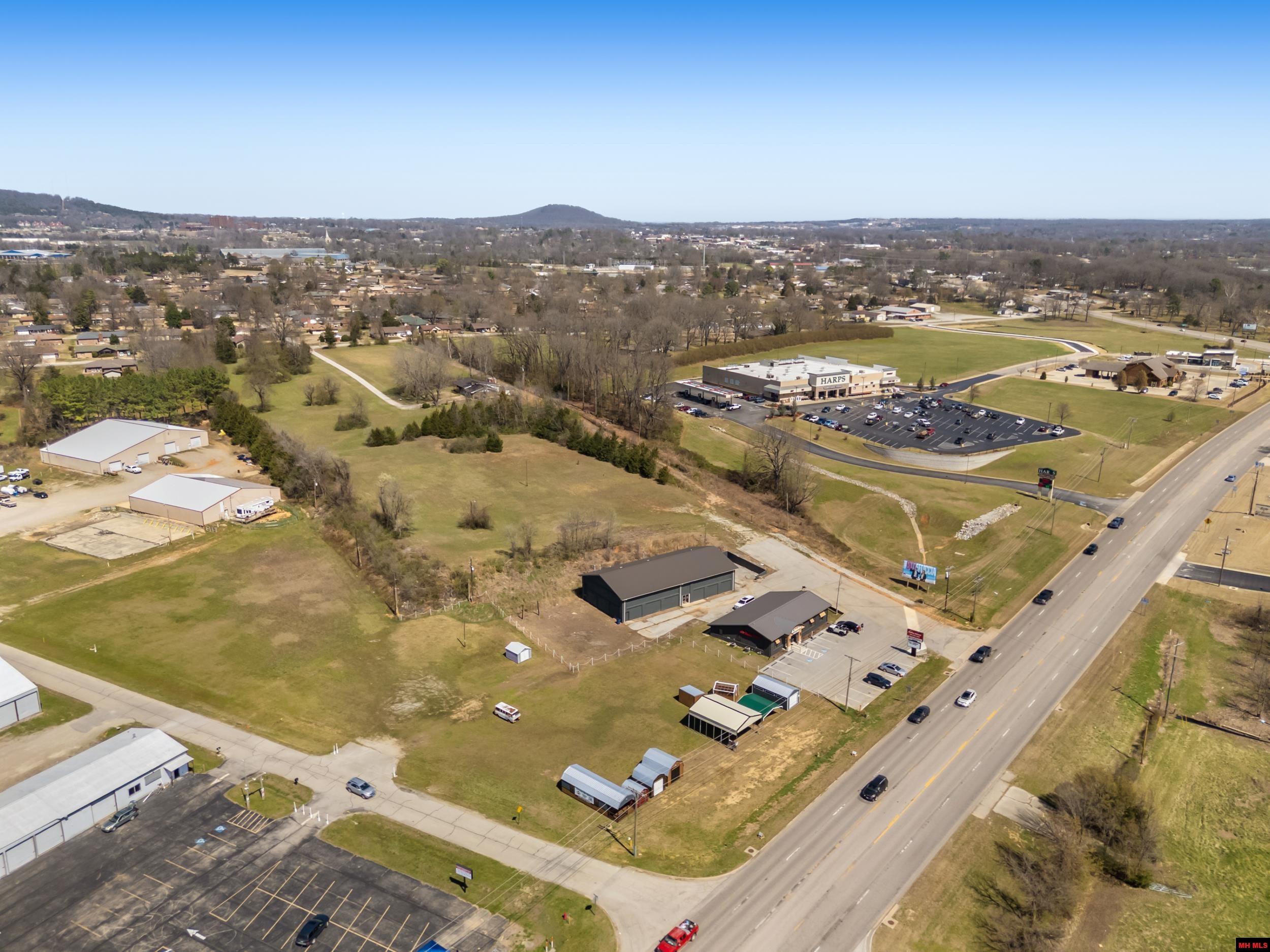 2169 HWY 62 WEST Mountain Home, AR