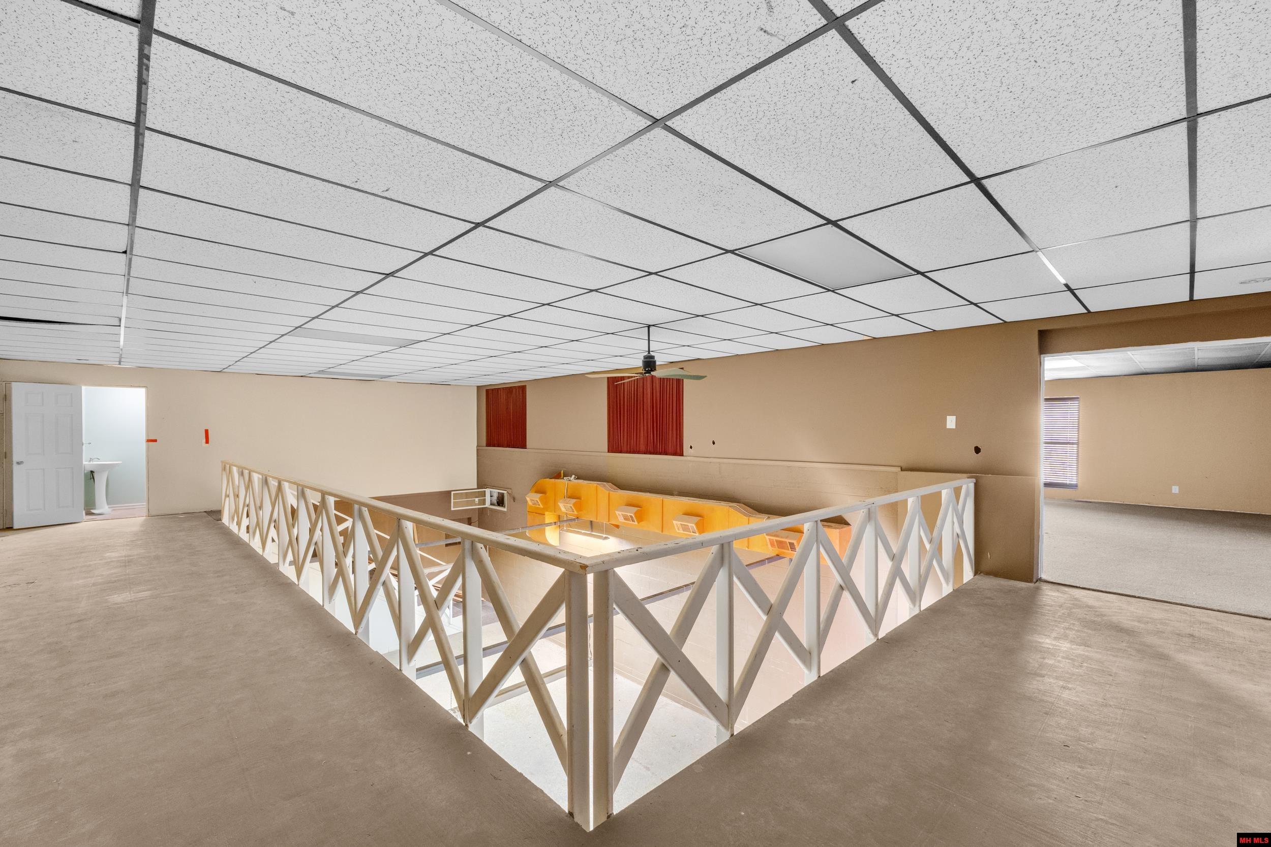 2169 HWY 62 WEST Mountain Home, AR