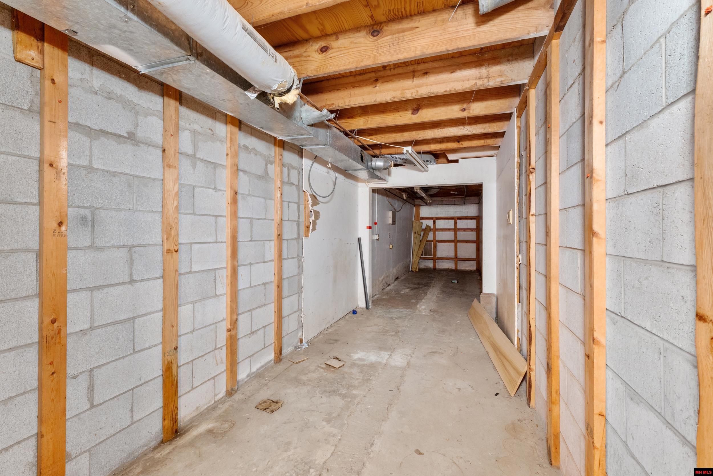 2169 HWY 62 WEST Mountain Home, AR