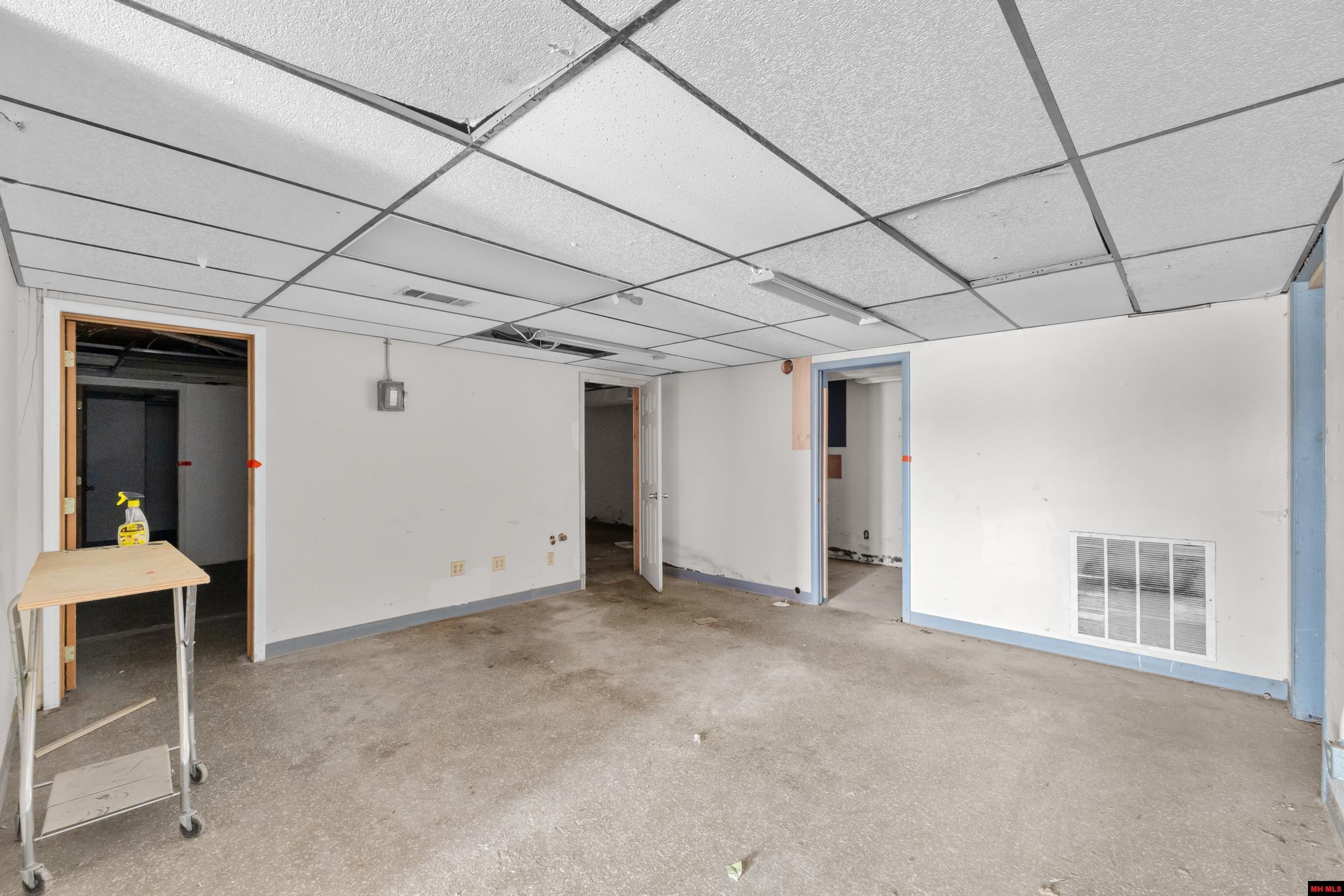 2169 HWY 62 WEST Mountain Home, AR