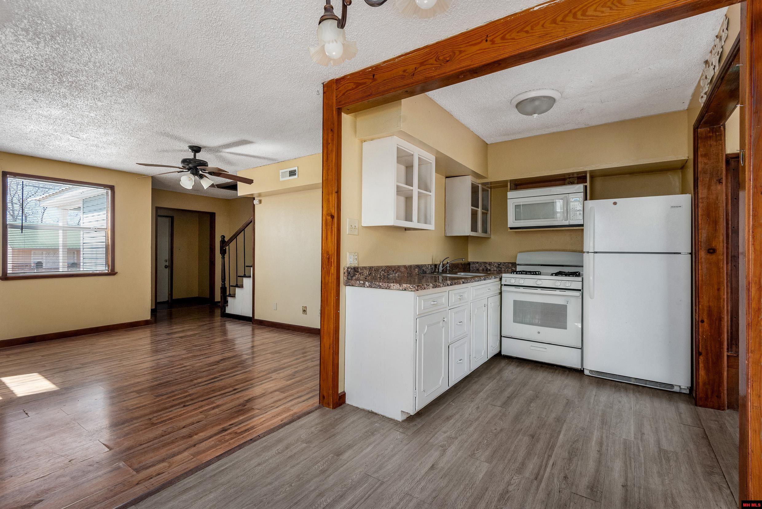 235 A&b Hillcrest Road