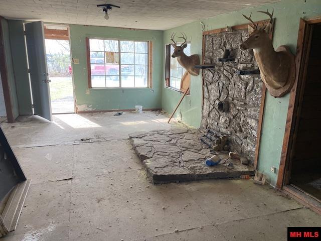 2976 N Tomahawk Church Road