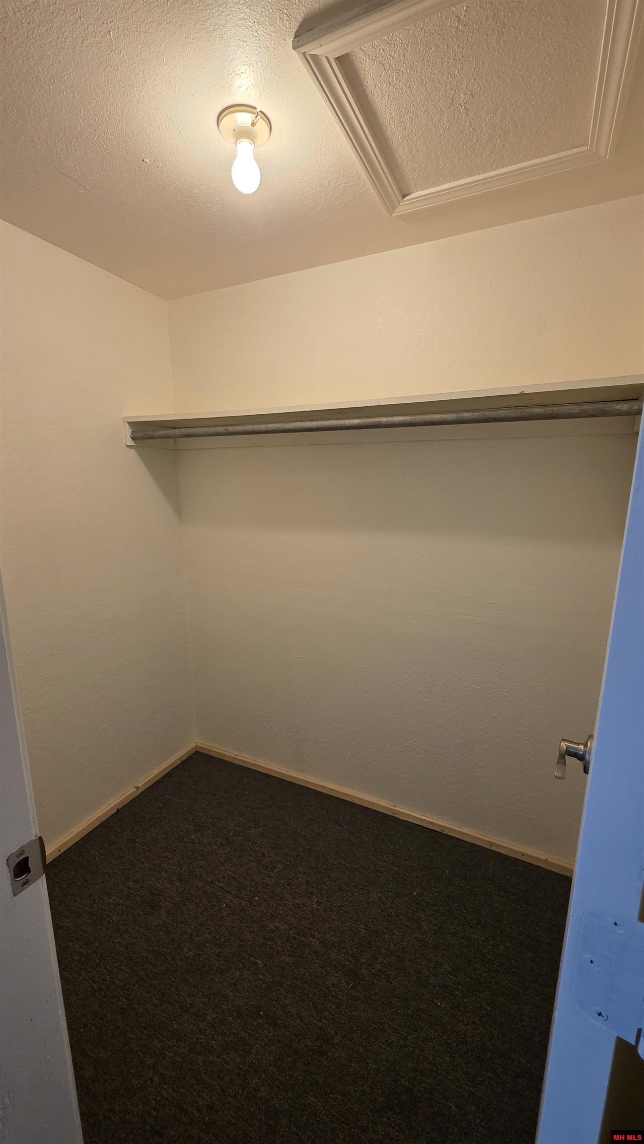 207 N 2ND STREET Flippin, AR 72634