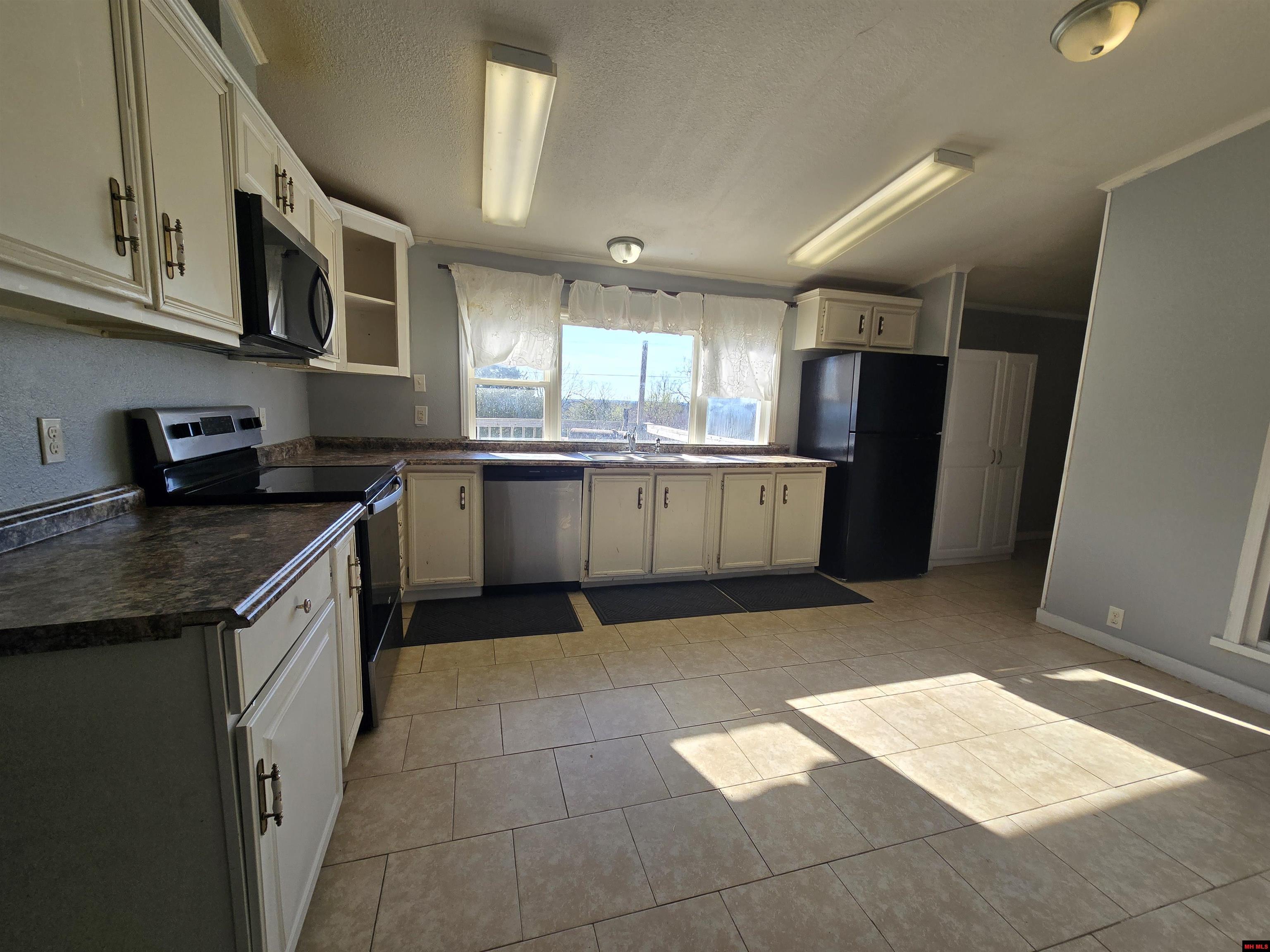 3058 Rocky Ridge Road