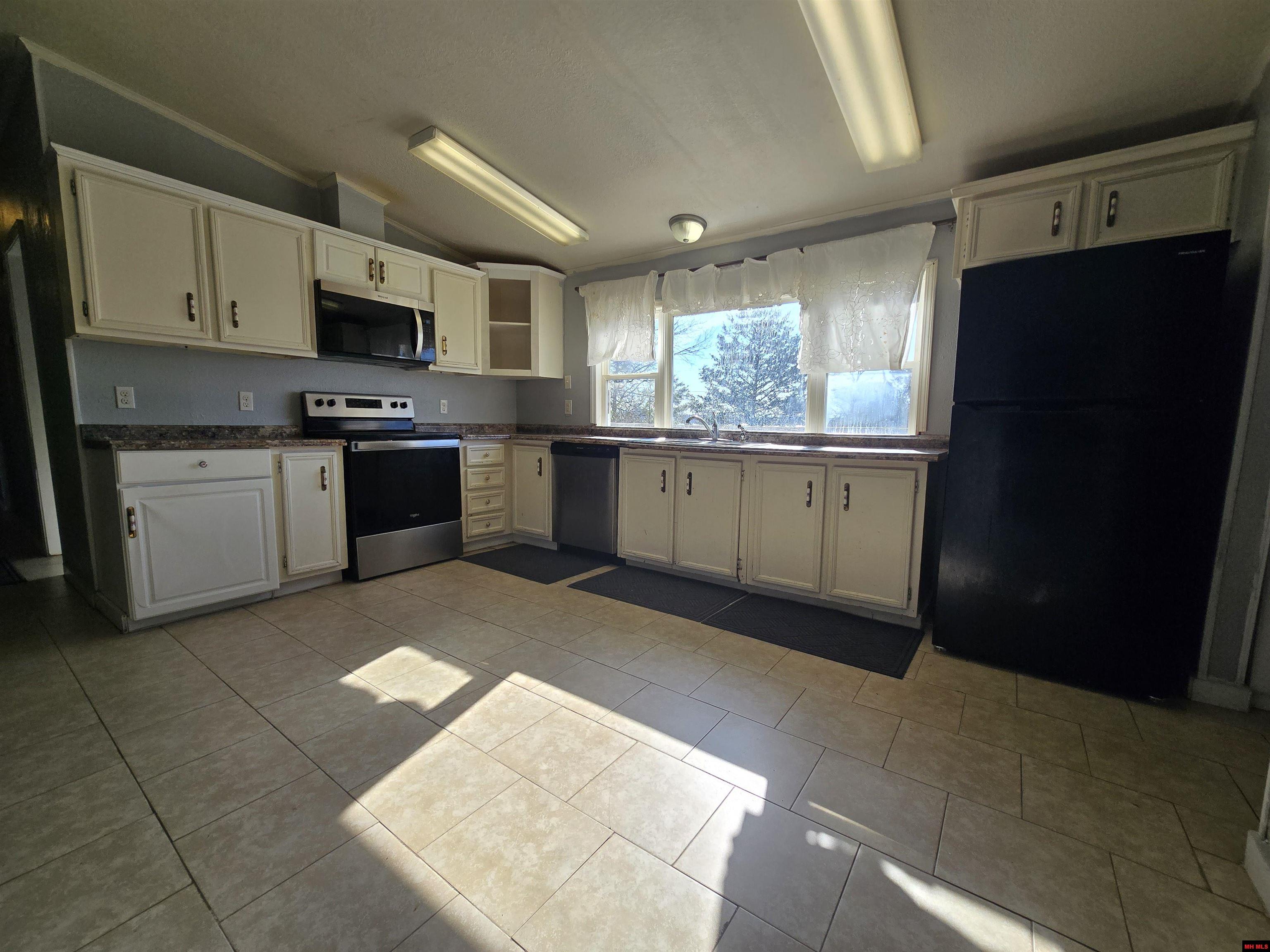 3058 Rocky Ridge Road