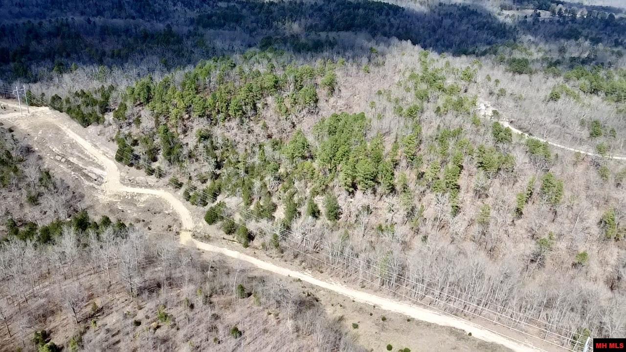 001-00209-000 Tower Lane