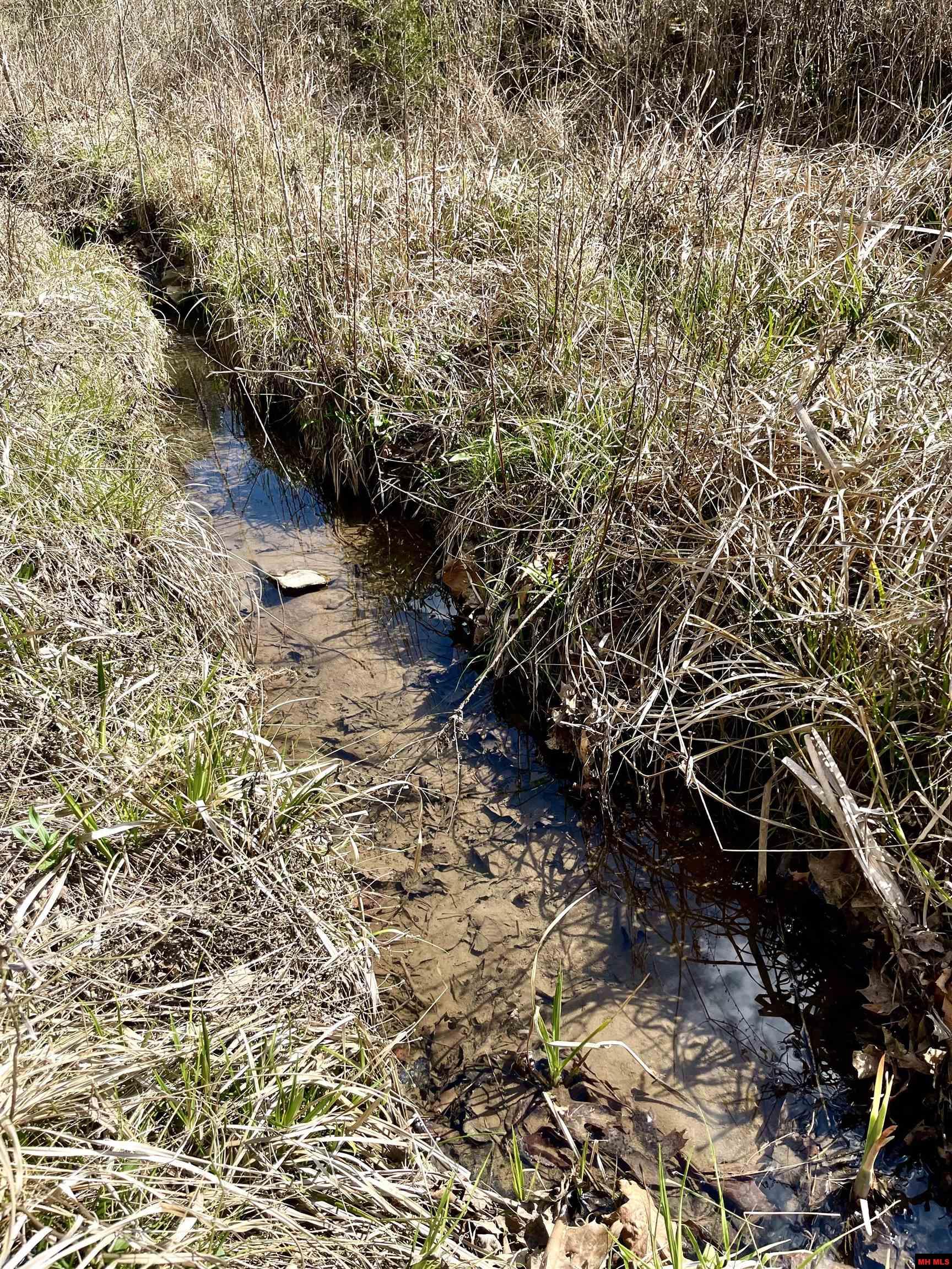 001-00209-000 Tower Lane