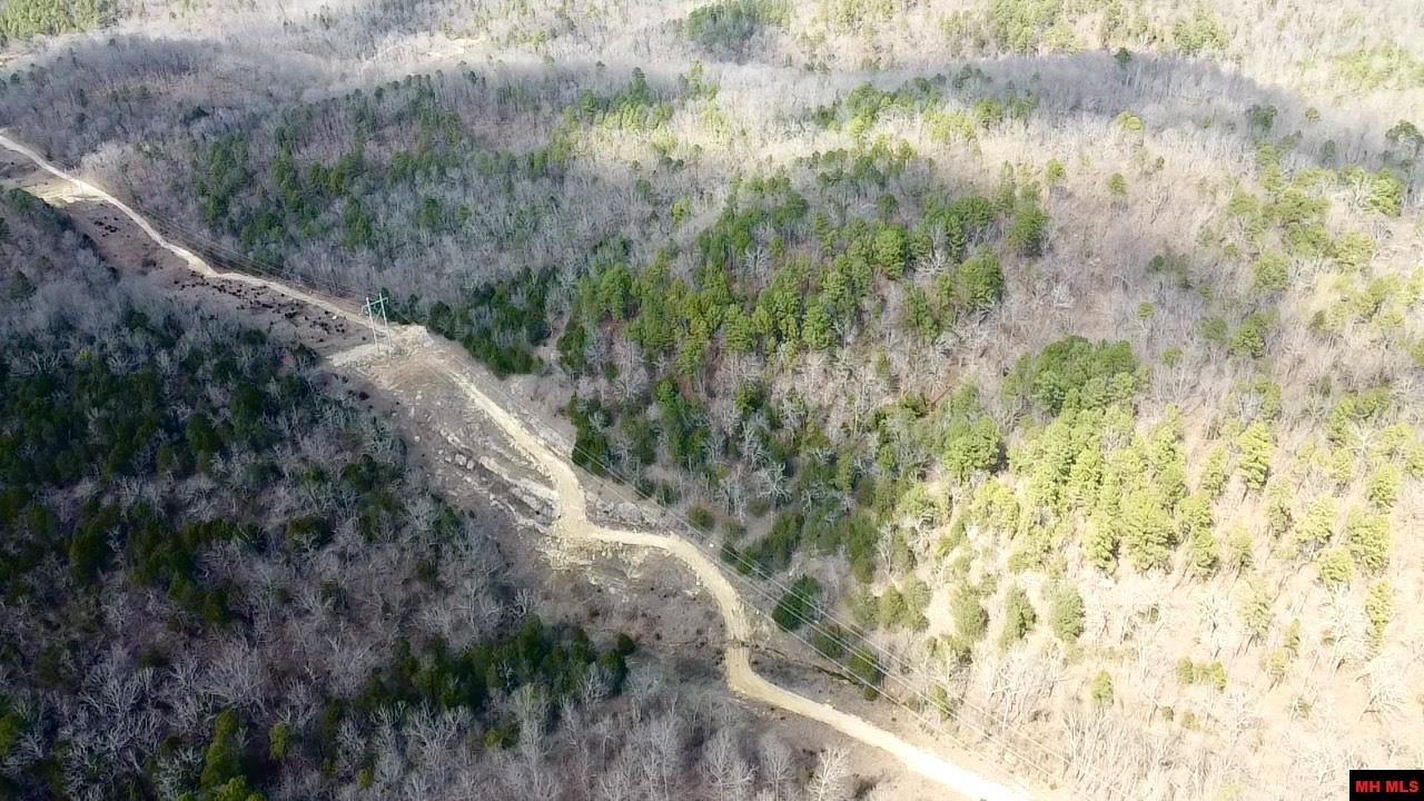 001-00209-000 Tower Lane