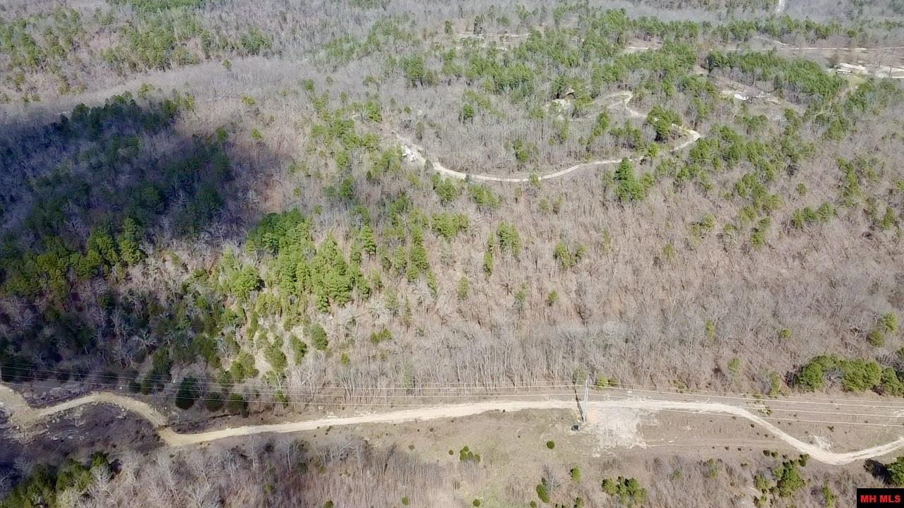 001-00209-000 Tower Lane