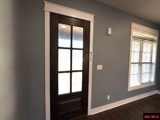 1351 Hampshire Circle