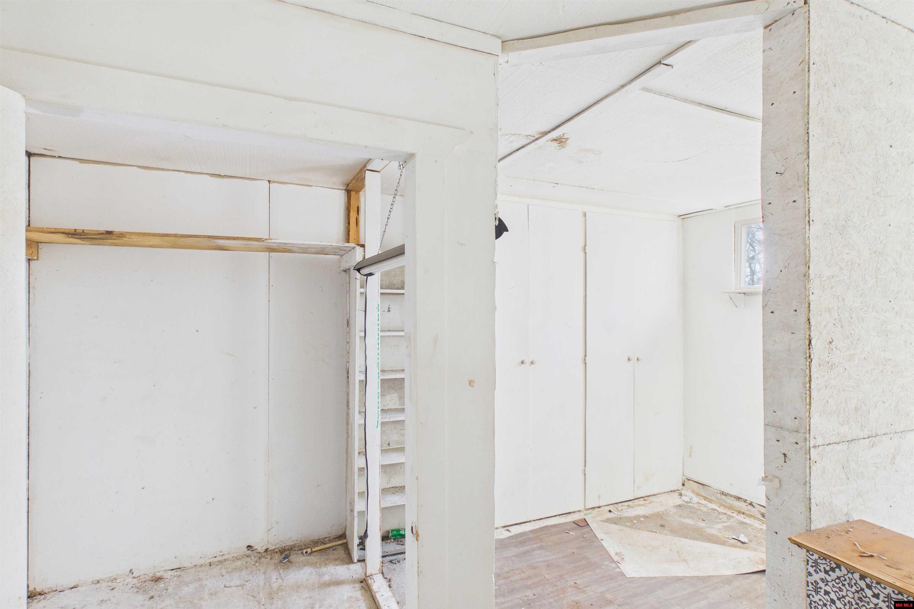 7152 STATE HWY O Udall, MO