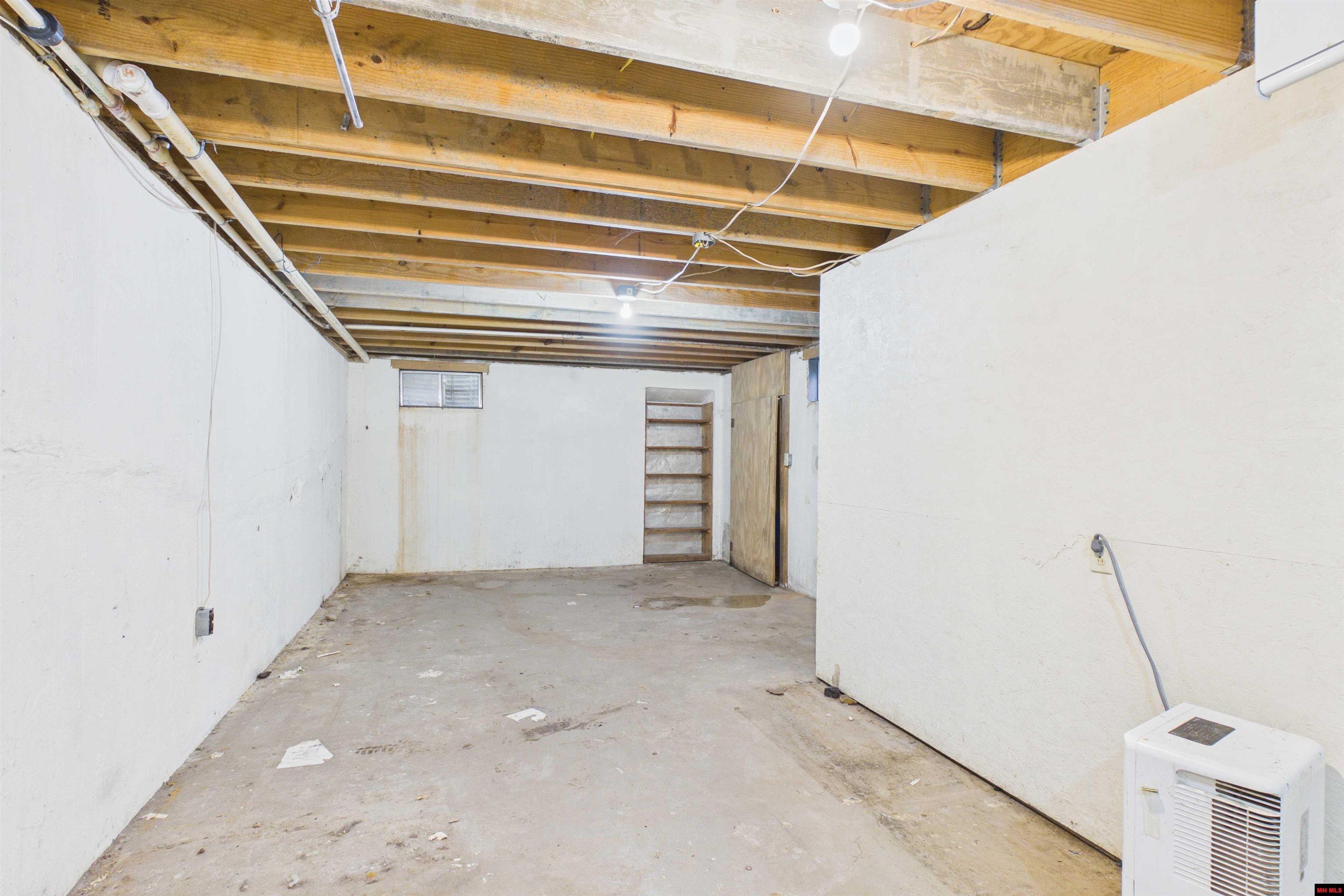 7152 STATE HWY O Udall, MO