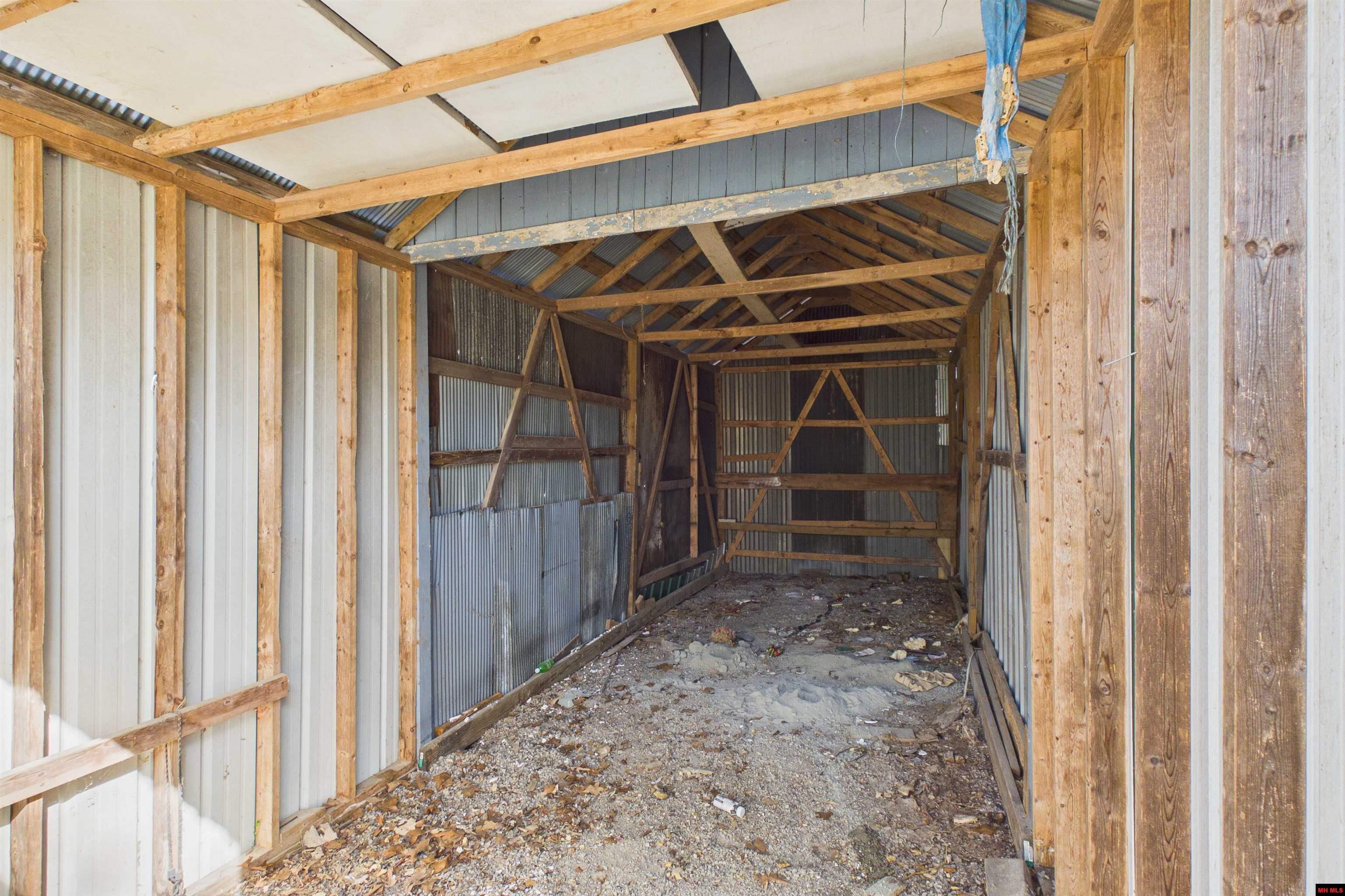 7152 STATE HWY O Udall, MO