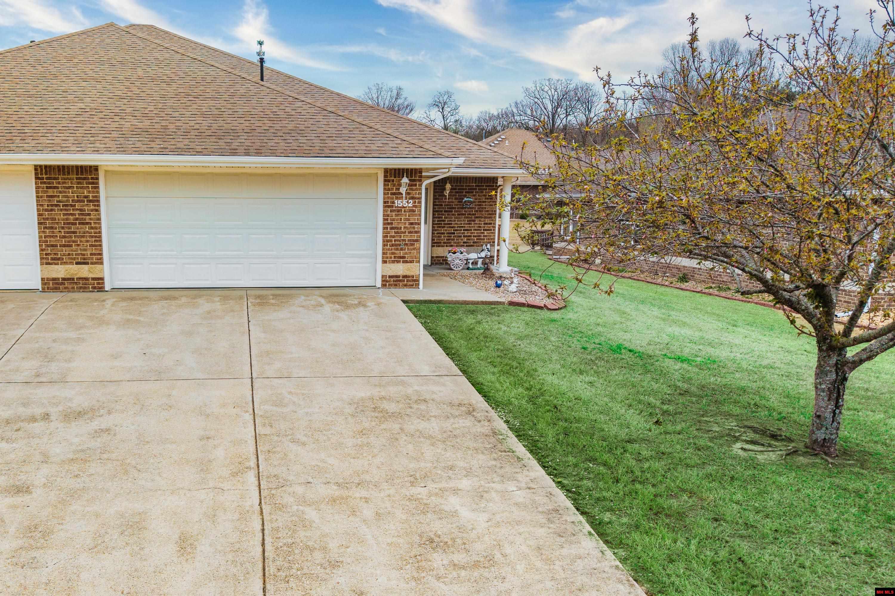 1552 MEADOWHILL DRIVE Mountain Home, AR