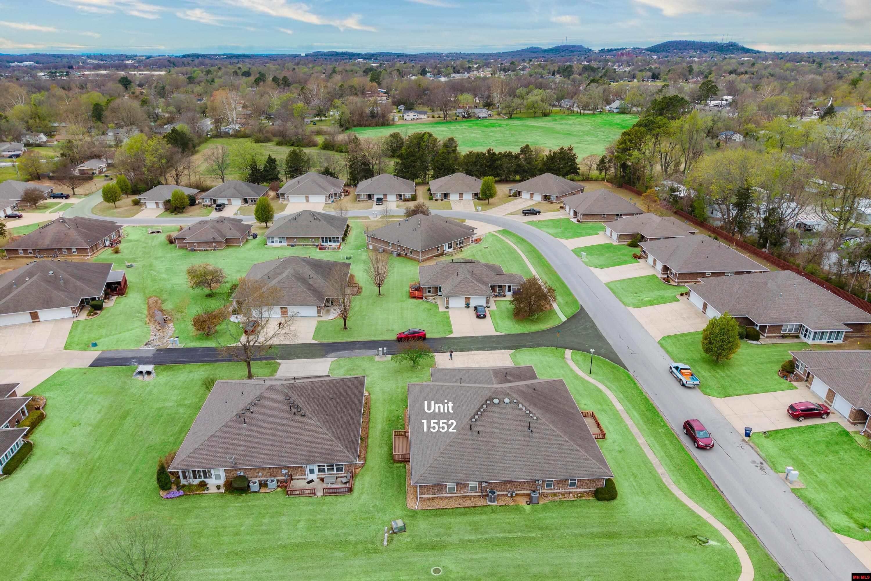 1552 MEADOWHILL DRIVE Mountain Home, AR