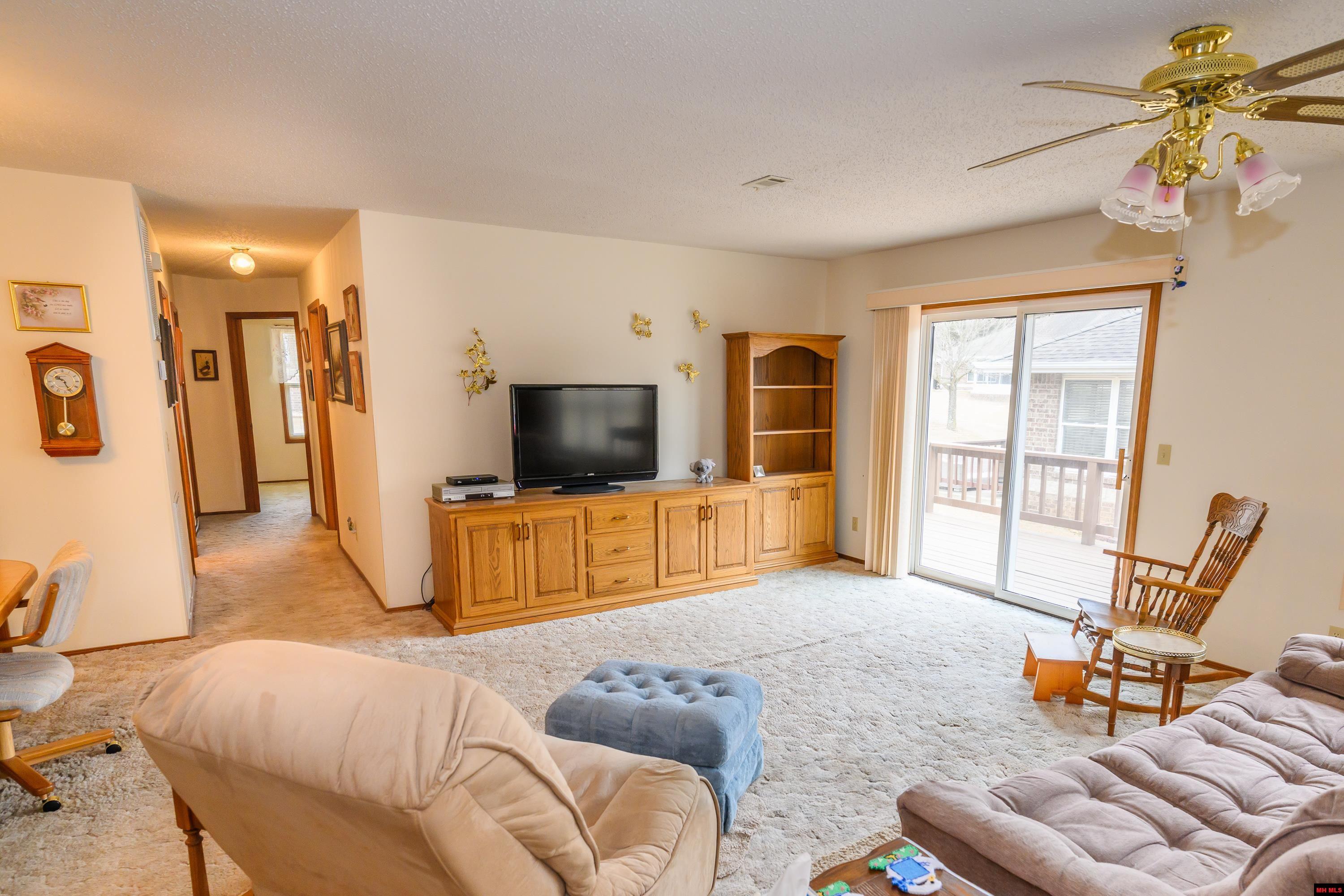 1552 MEADOWHILL DRIVE Mountain Home, AR