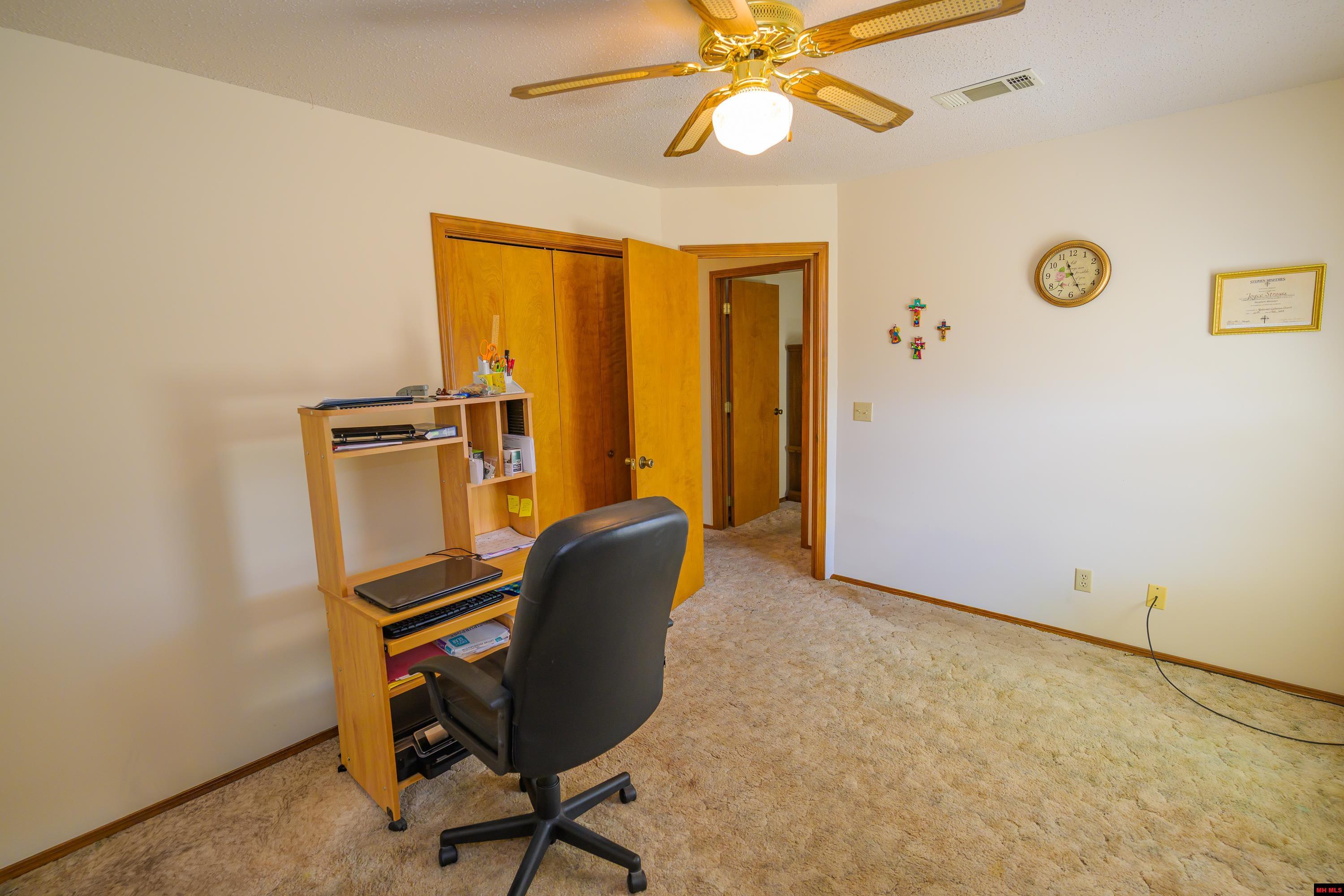 1552 MEADOWHILL DRIVE Mountain Home, AR