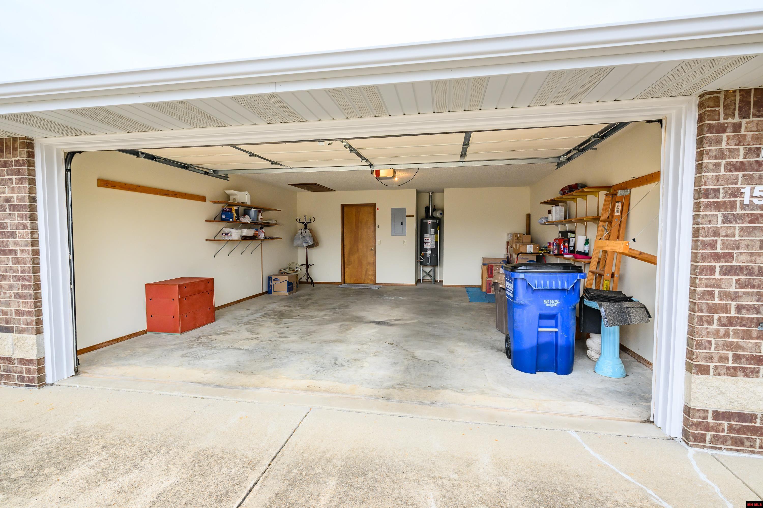 1552 MEADOWHILL DRIVE Mountain Home, AR