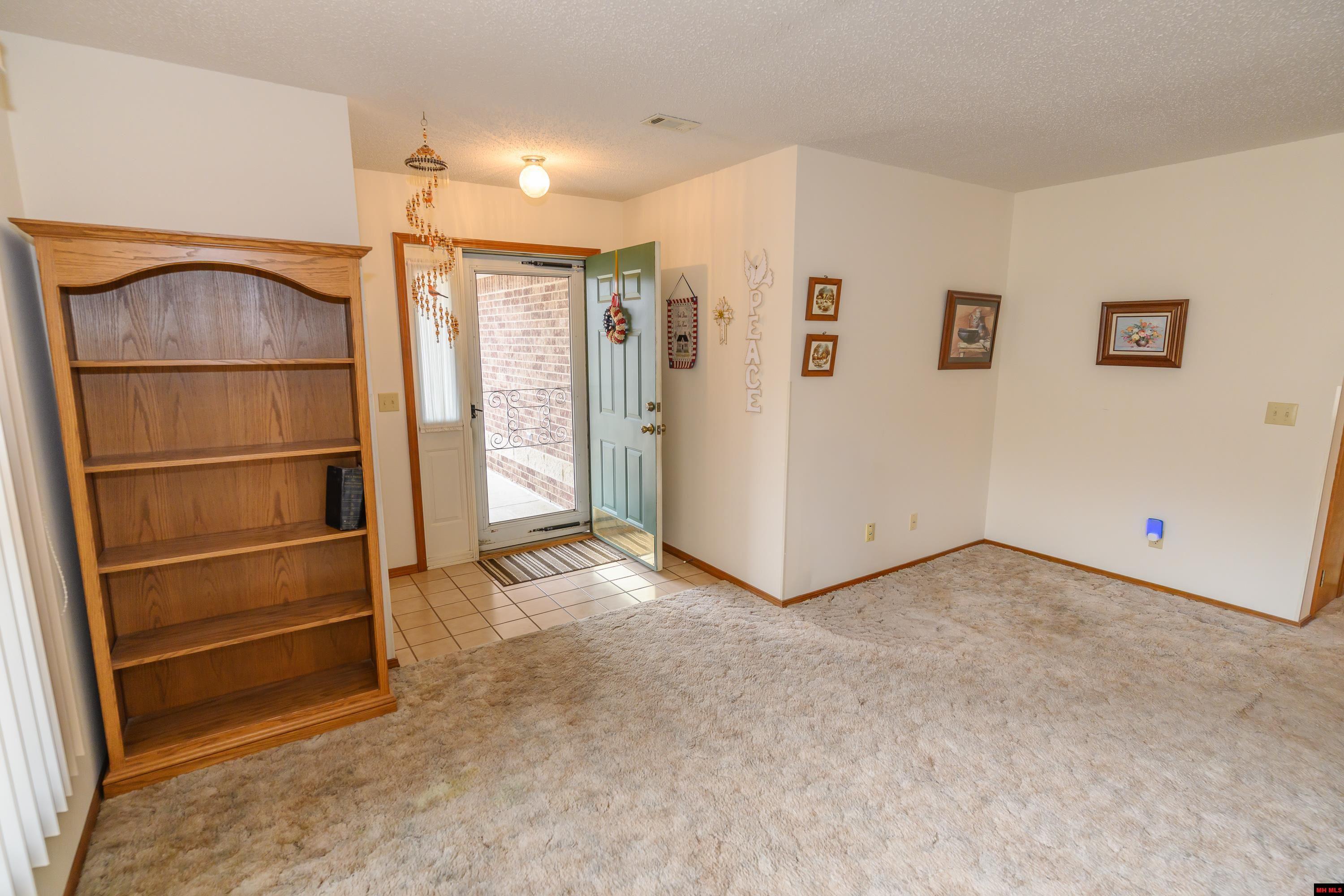 1552 MEADOWHILL DRIVE Mountain Home, AR