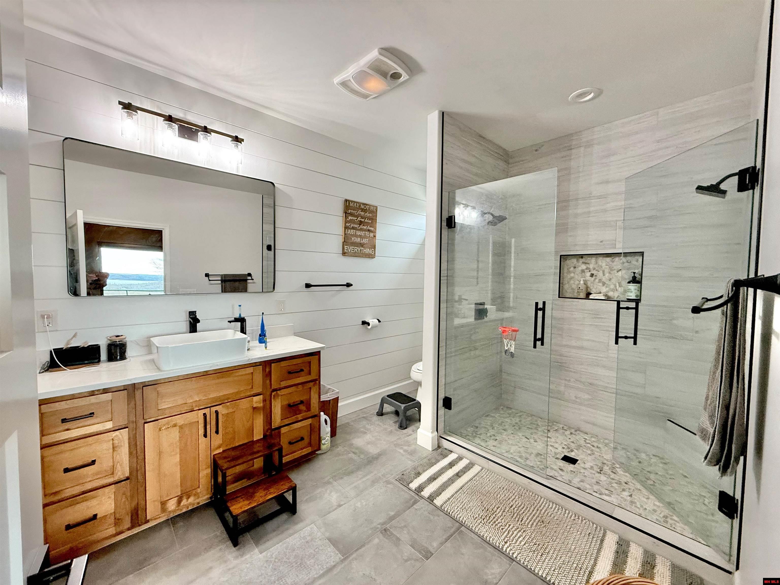 88 BONNEMA LANE Mountain Home, AR 72653