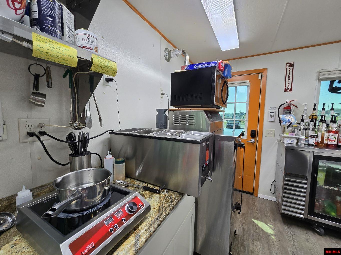 20 PAUL WOOD LANE Mountain Home, AR