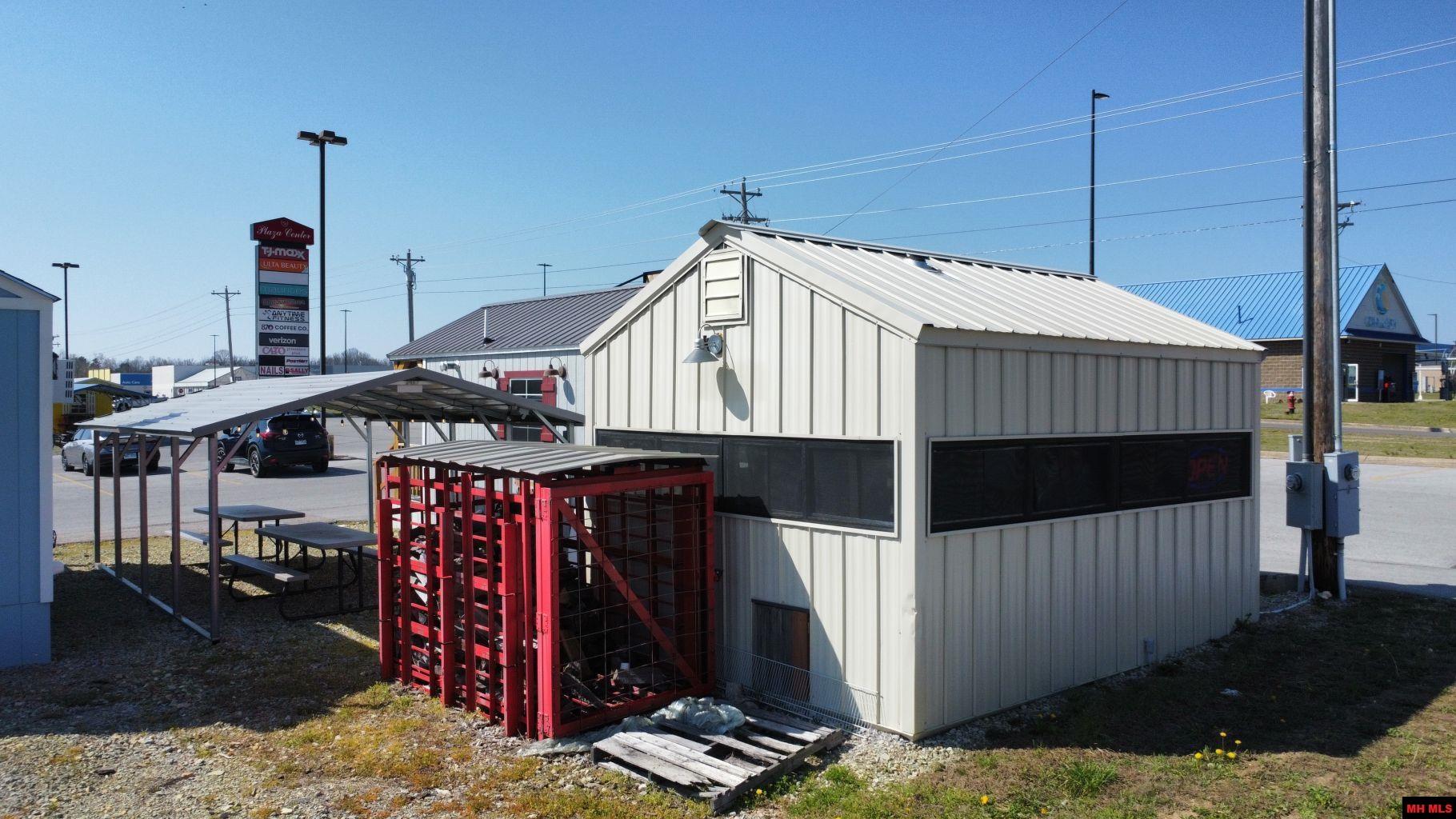 20 PAUL WOOD LANE Mountain Home, AR