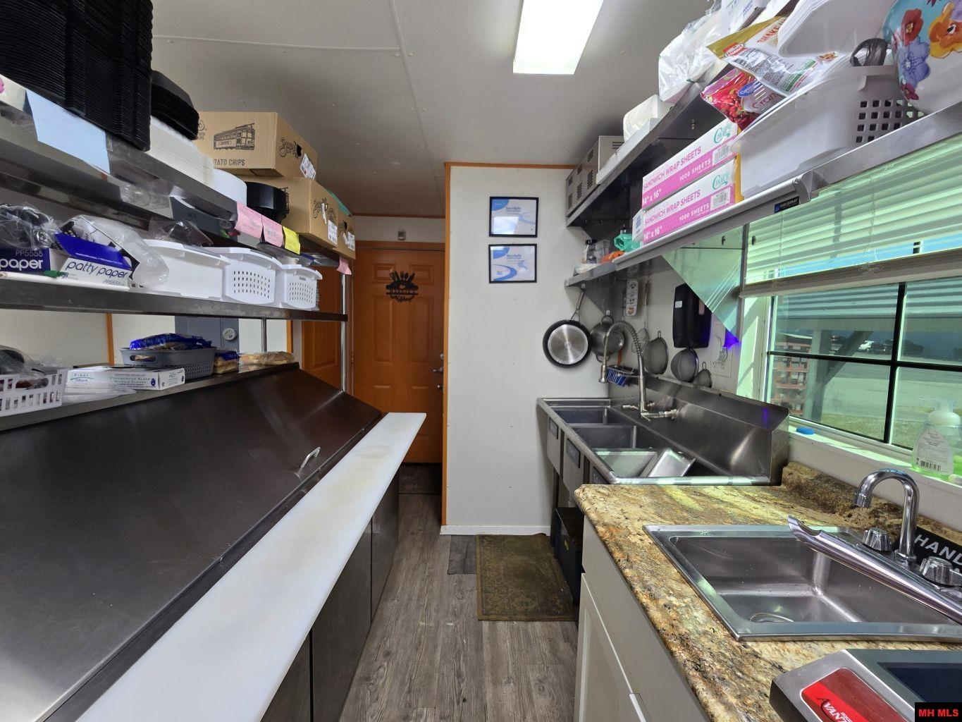 20 PAUL WOOD LANE Mountain Home, AR