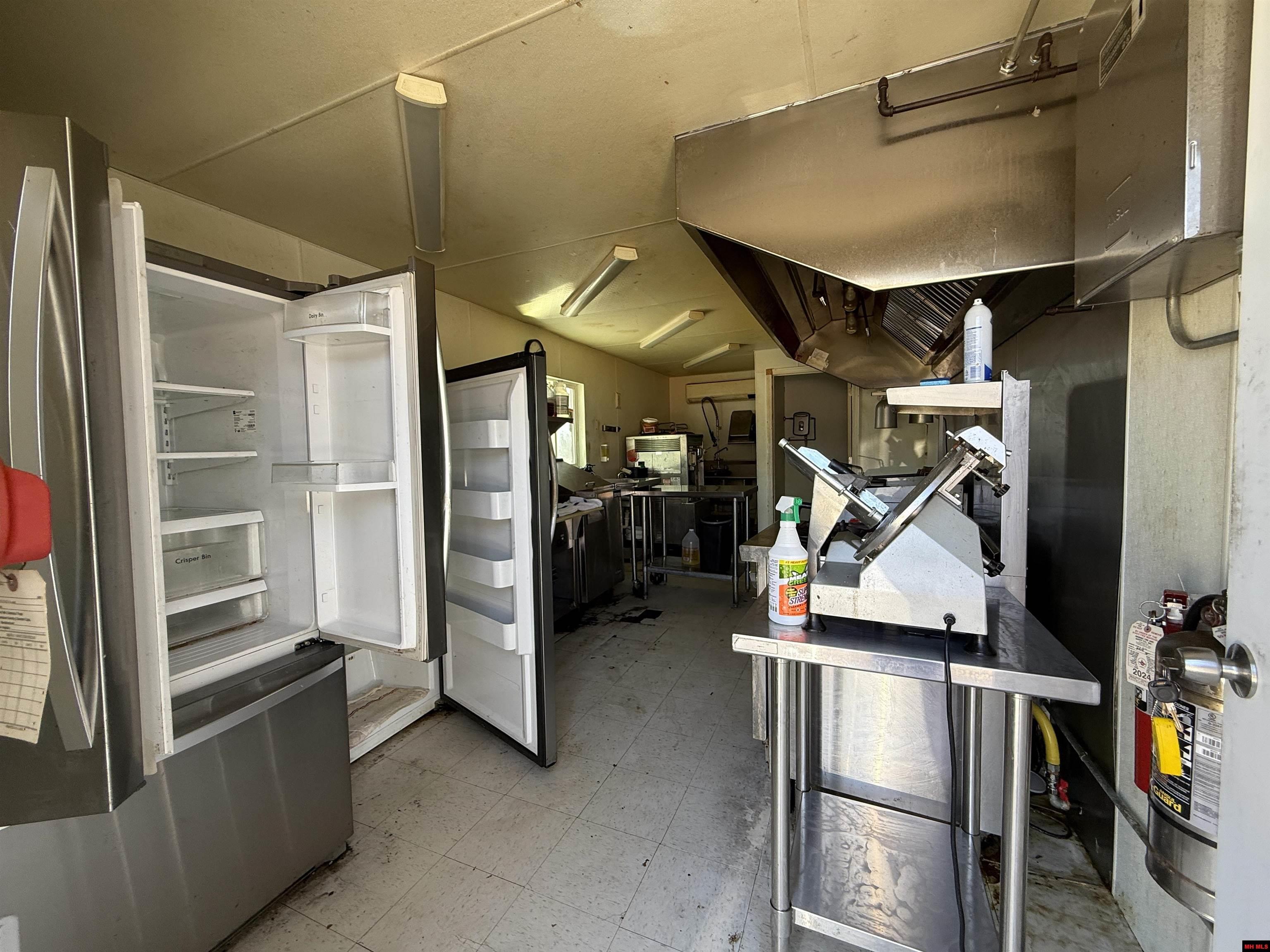 1148 CENTRAL BOULEVARD Bull Shoals, AR