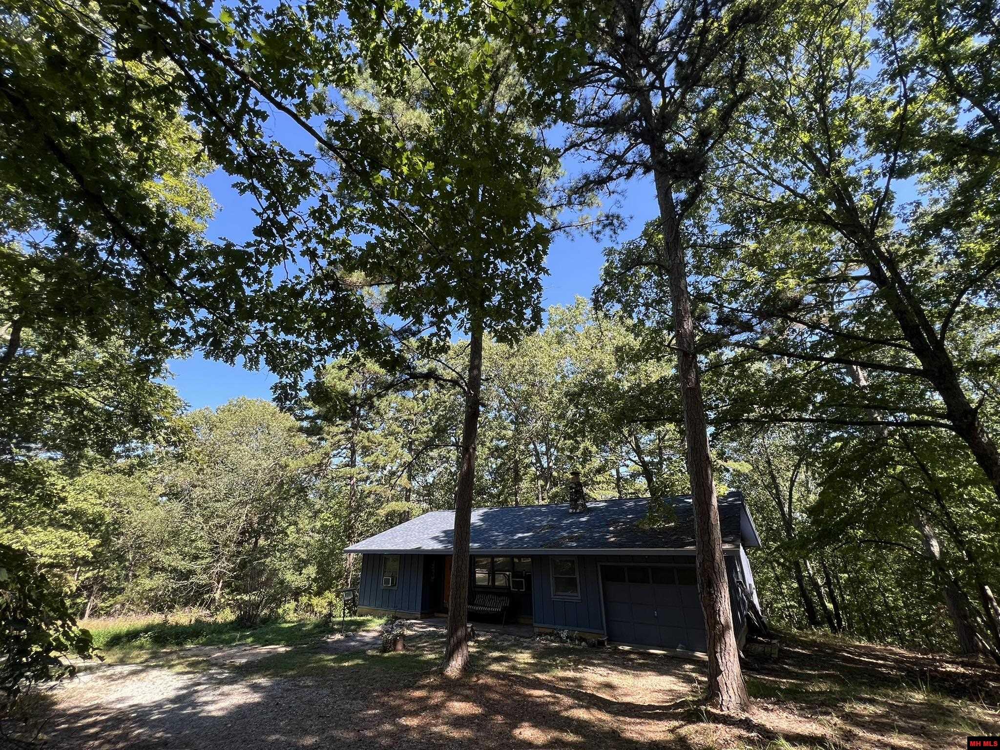 9857 N HWY 14 NORTH Yellville, AR 72687