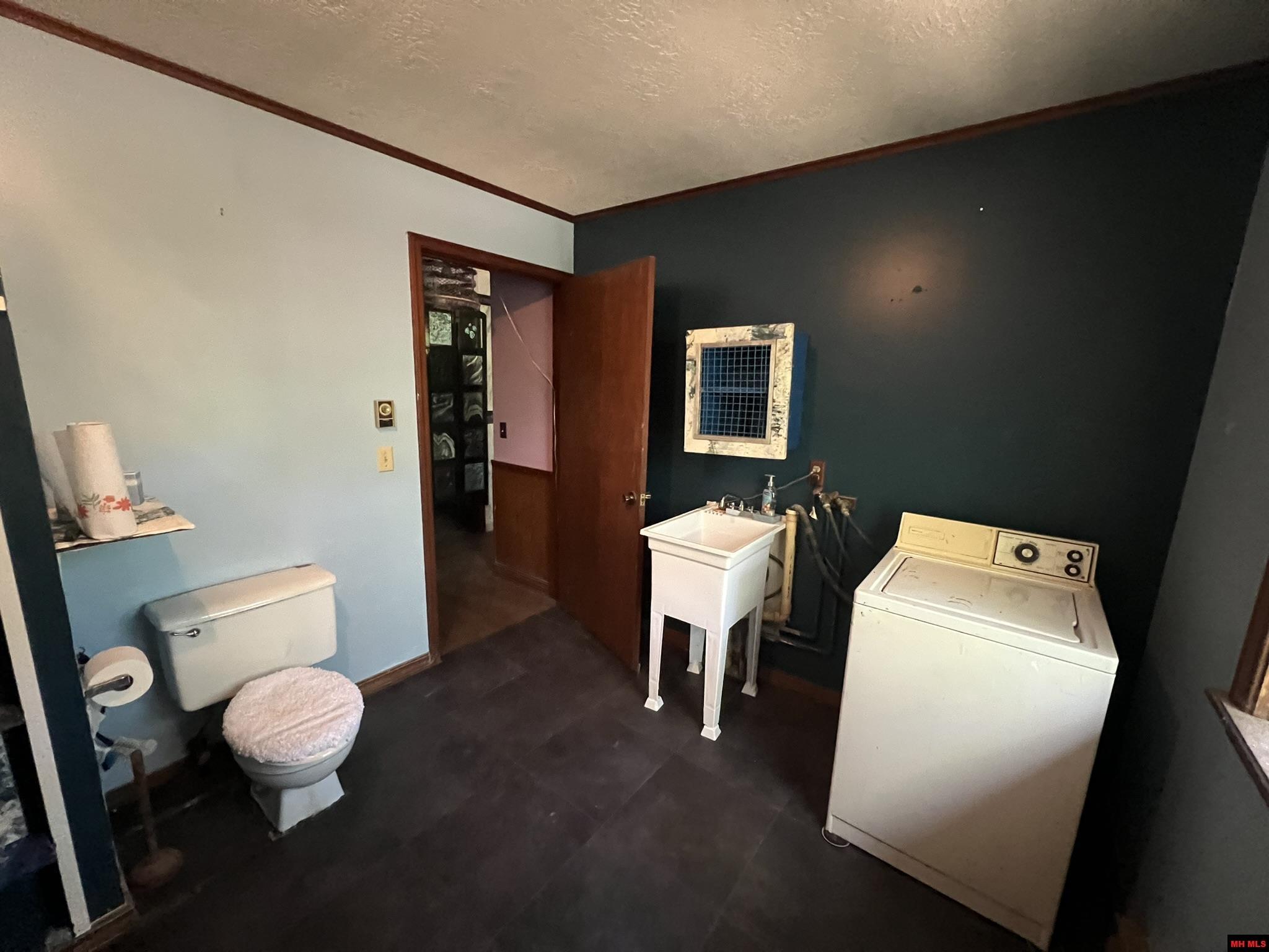 9857 N HWY 14 NORTH Yellville, AR 72687