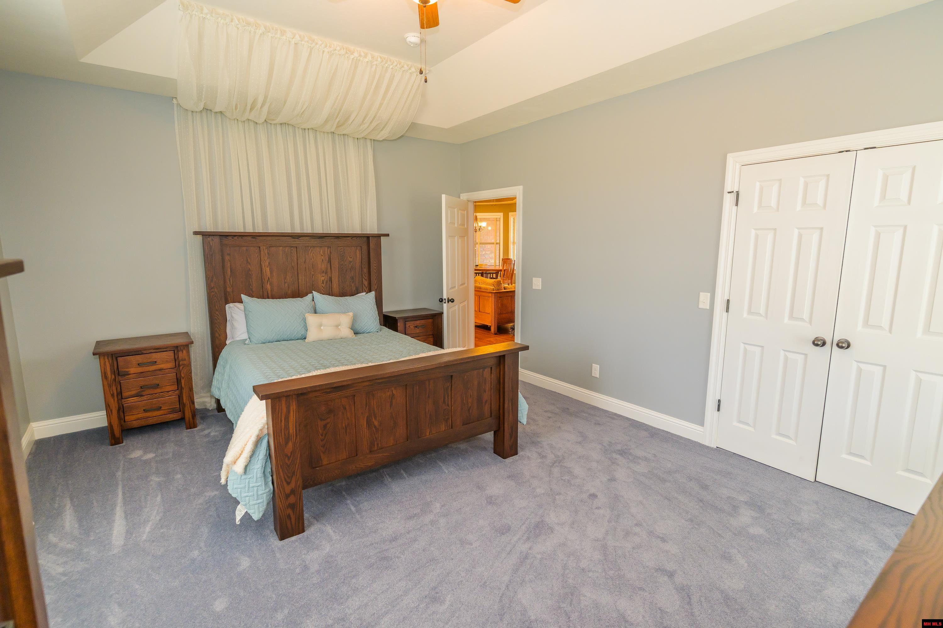 214 S SHEEKS DRIVE Mountain Home, AR