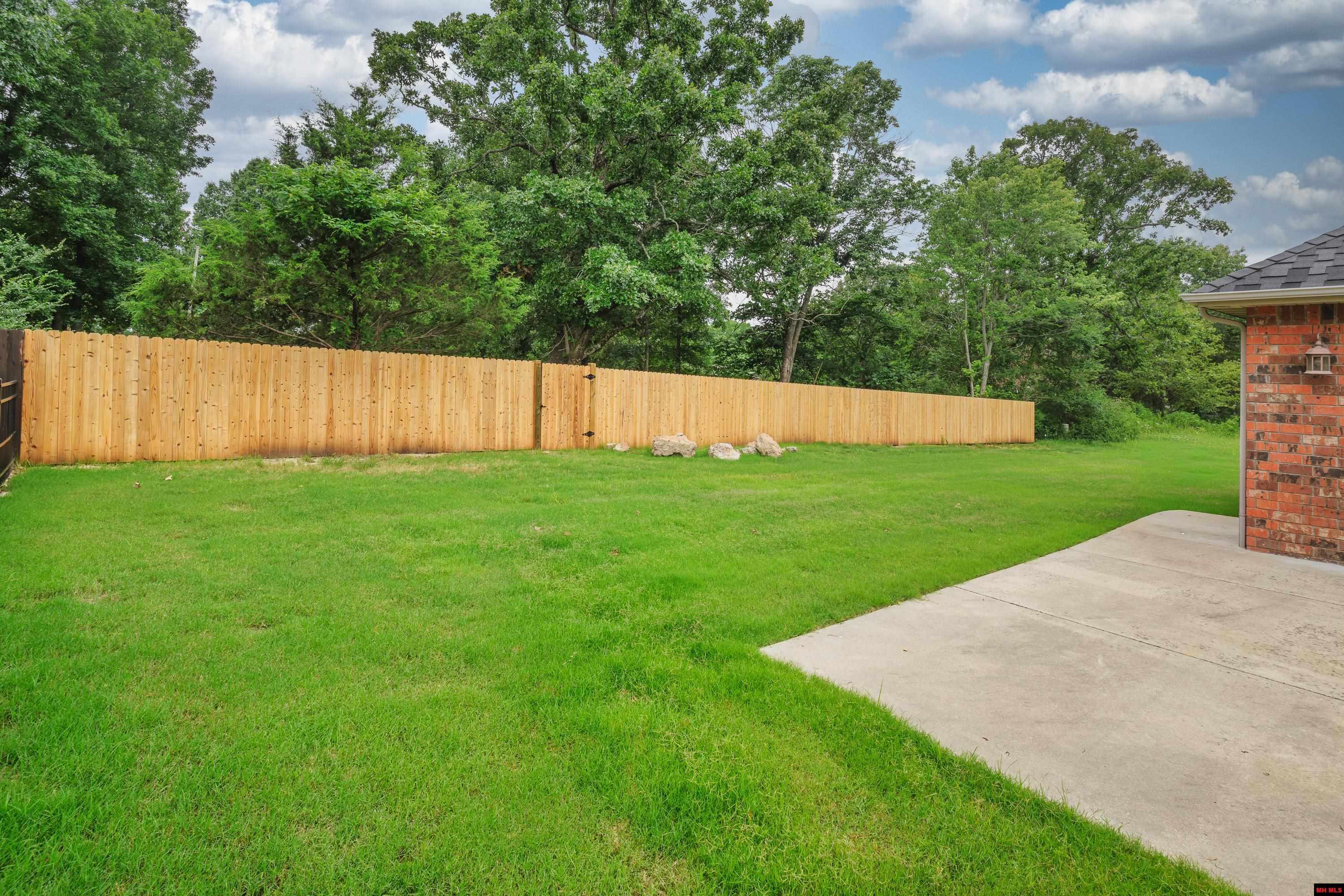 214 S SHEEKS DRIVE Mountain Home, AR