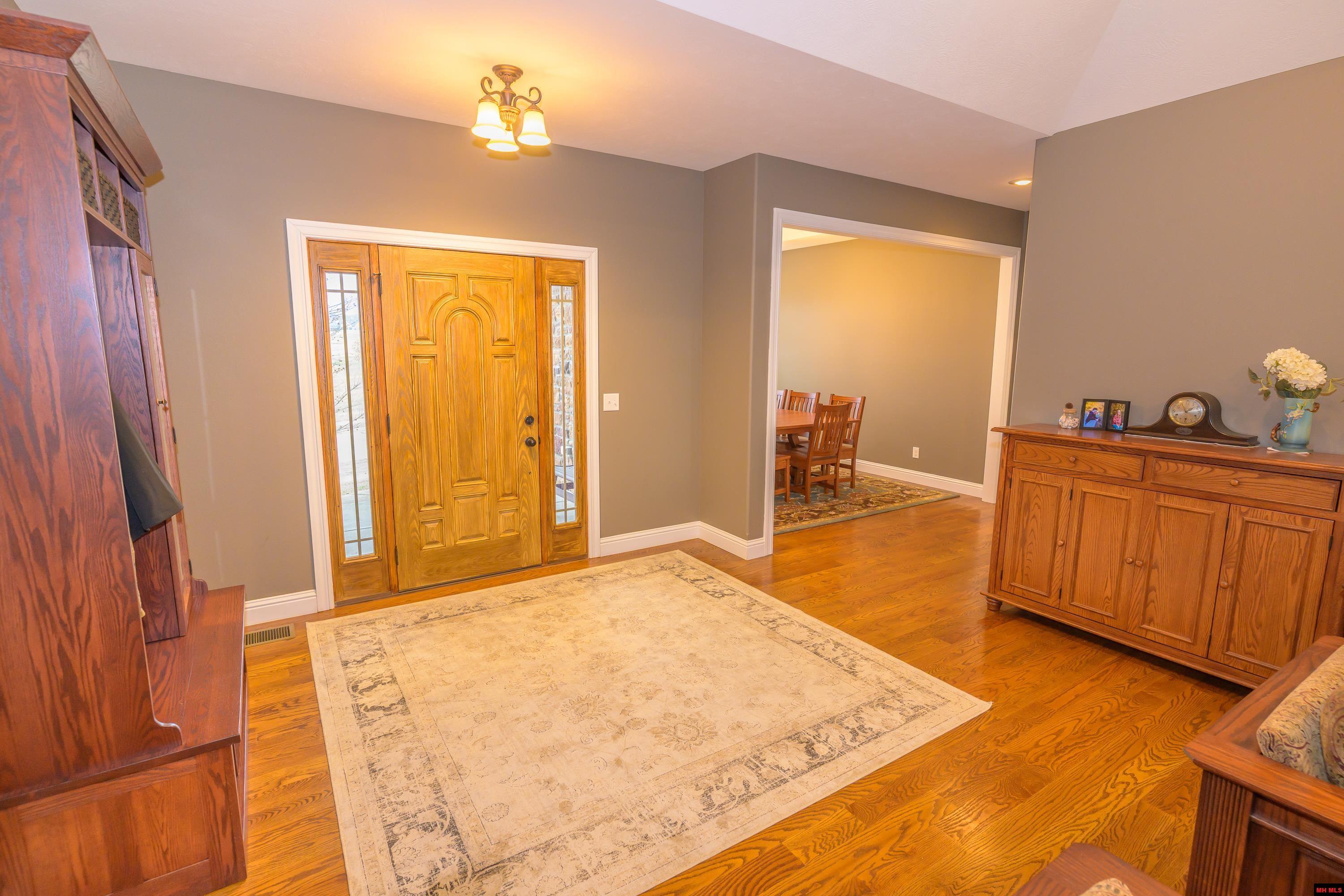 214 S SHEEKS DRIVE Mountain Home, AR