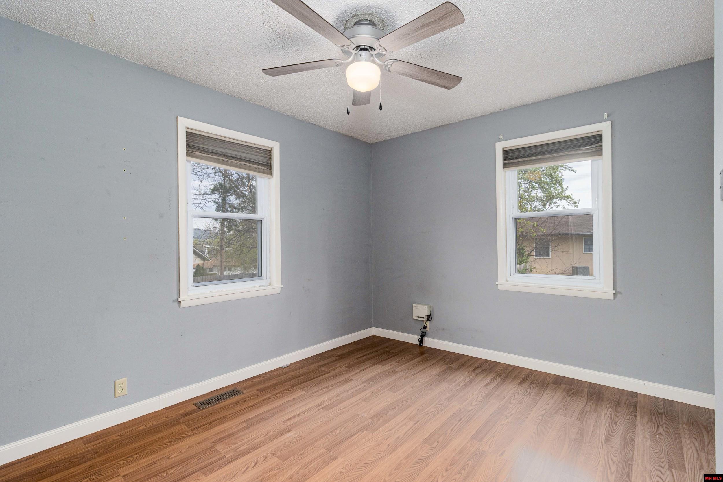 102 W Johnson Street