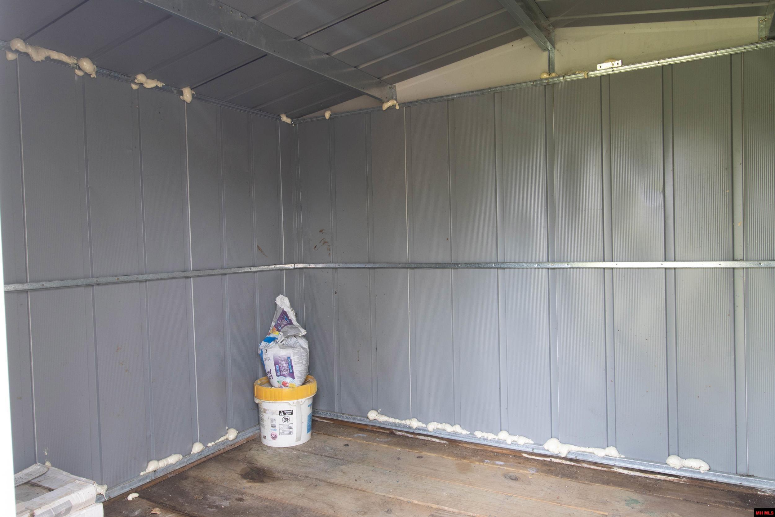 102 W Johnson Street