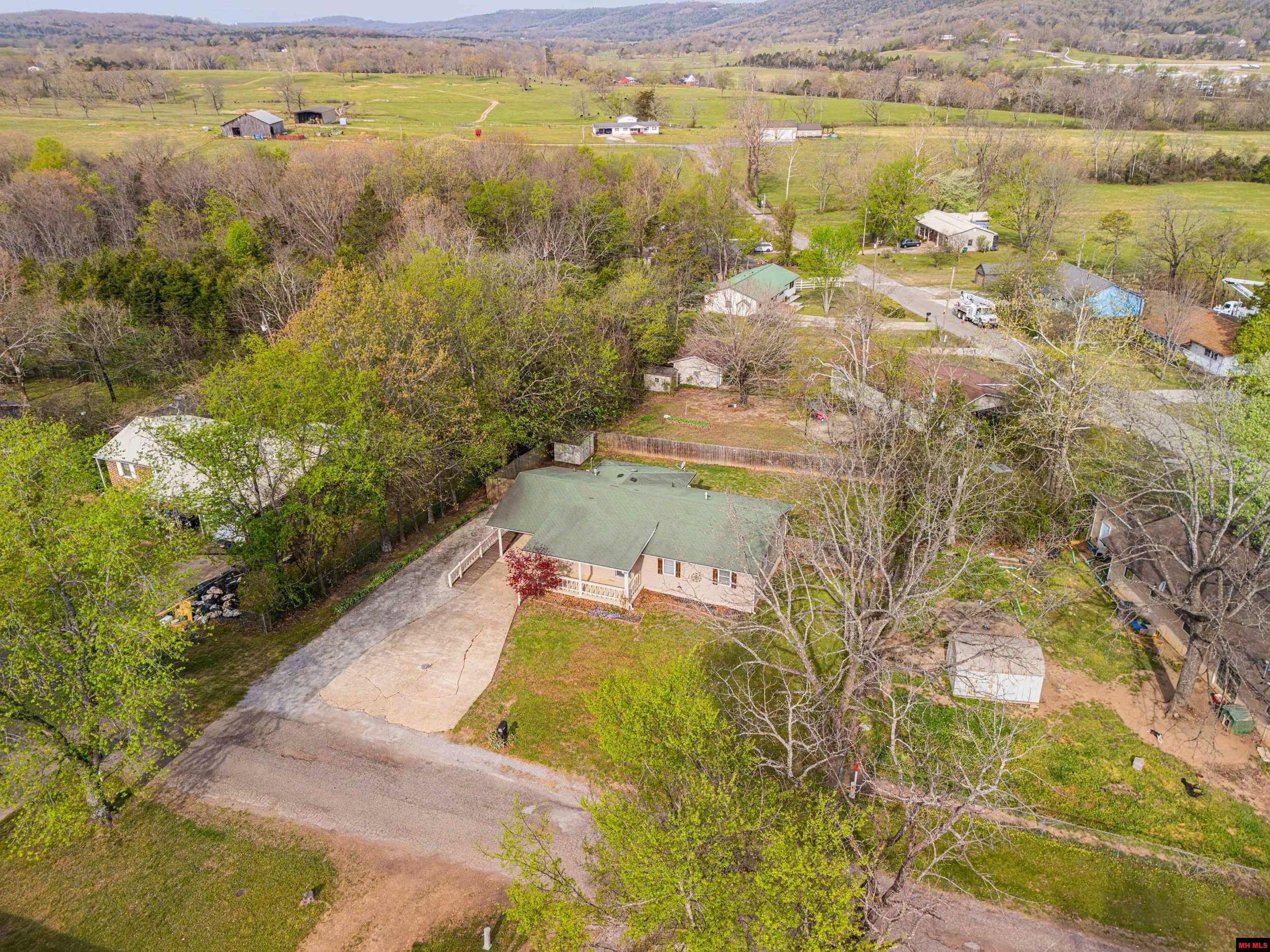 102 W Johnson Street