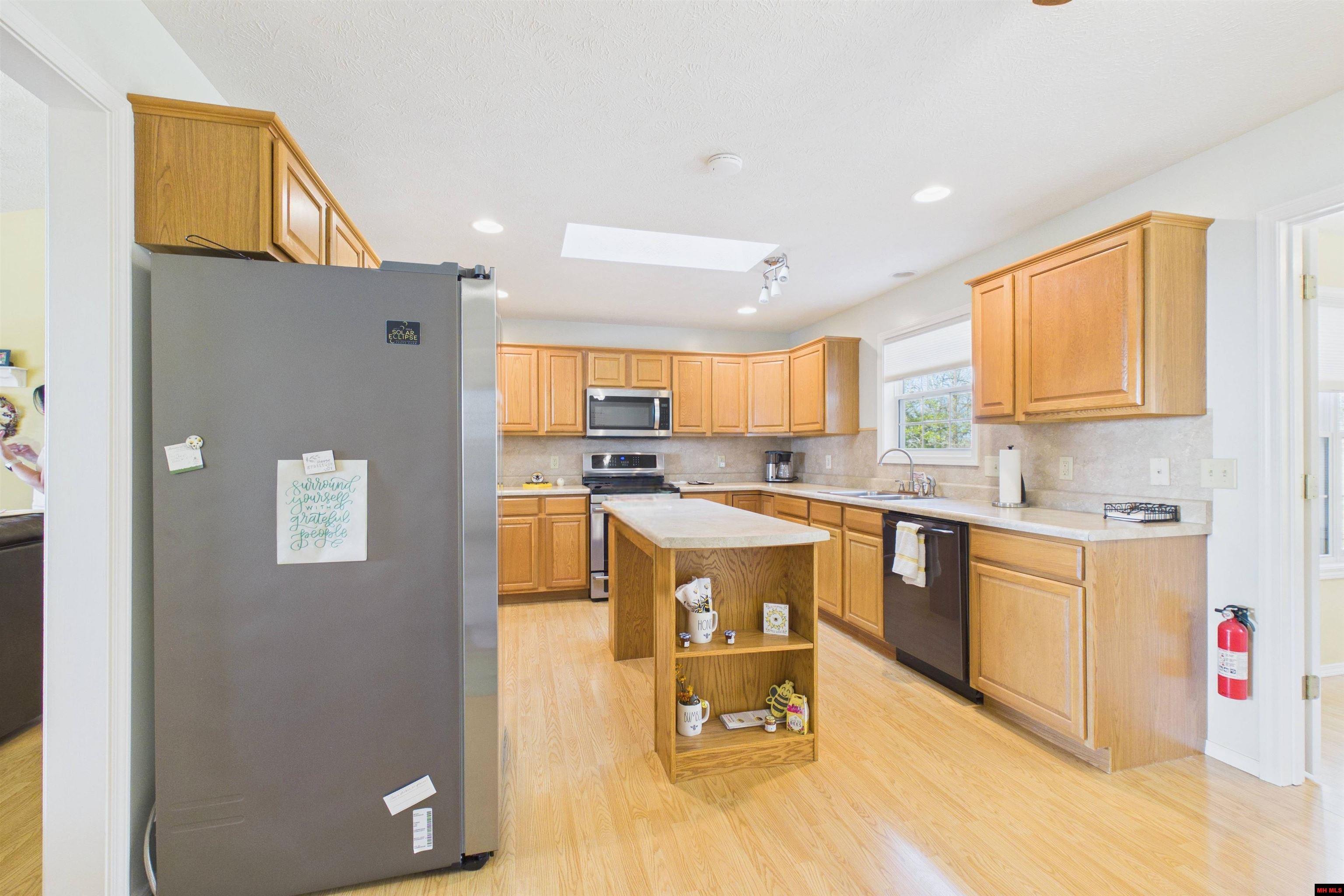 113 Waterfront Circle