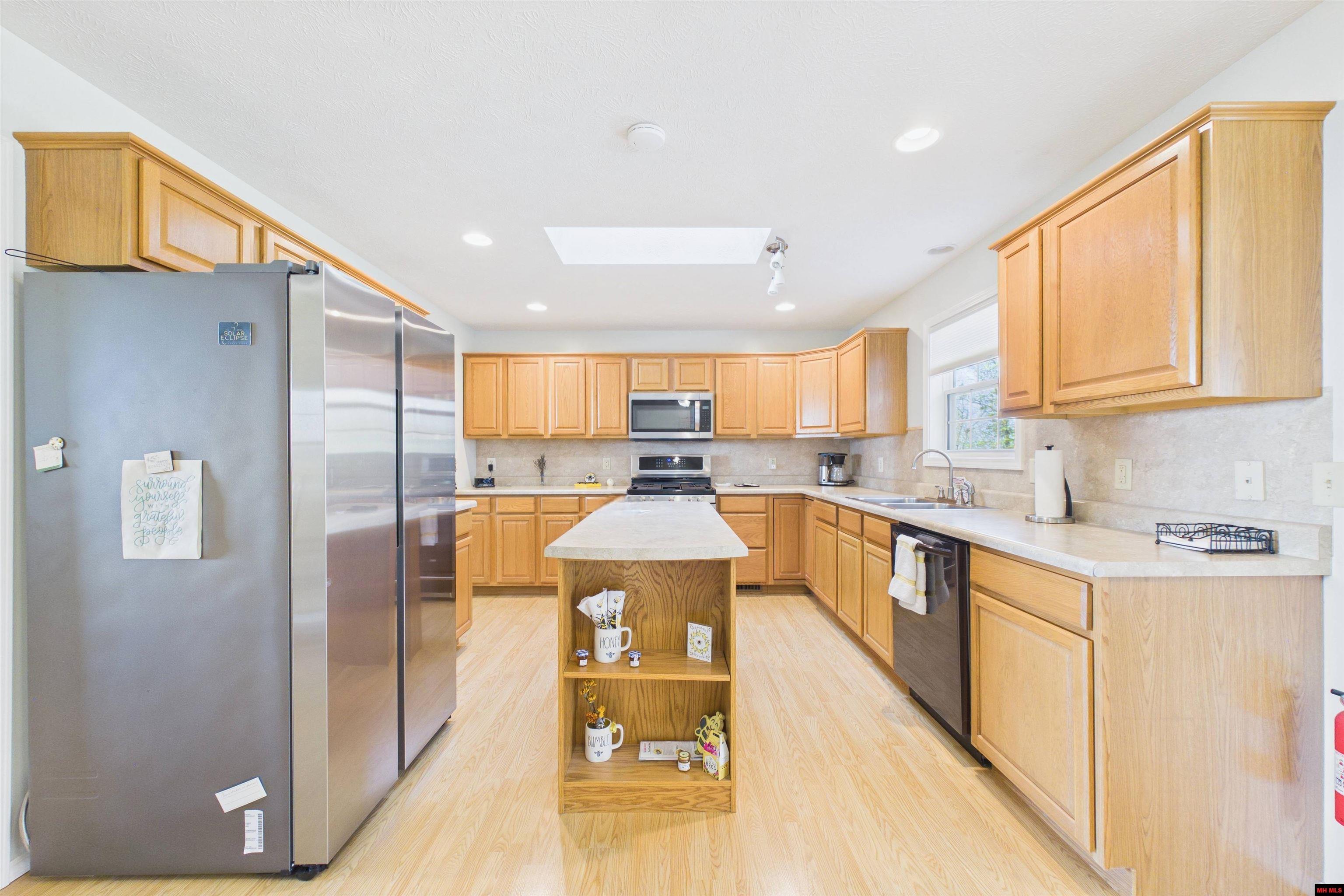 113 Waterfront Circle