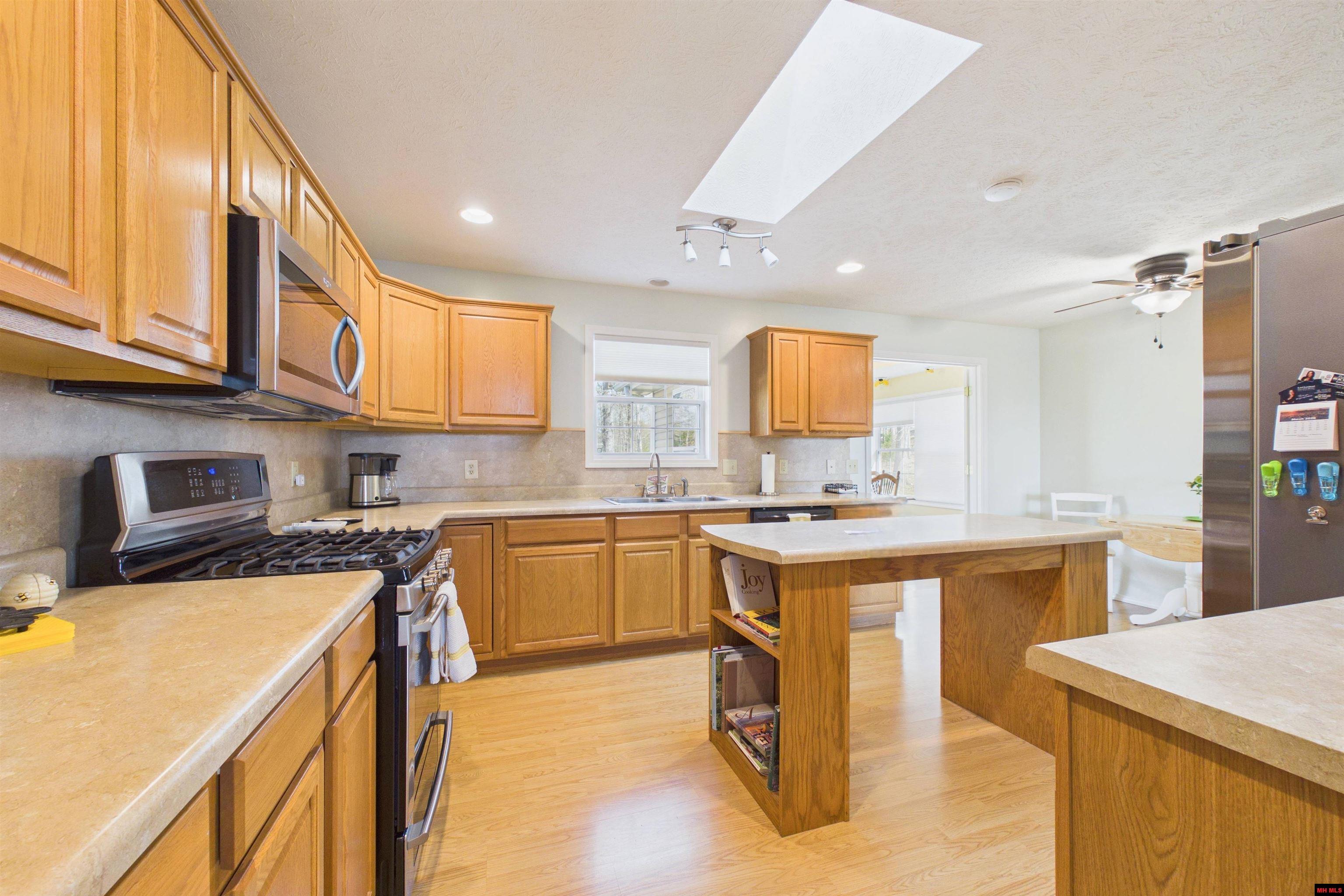 113 Waterfront Circle