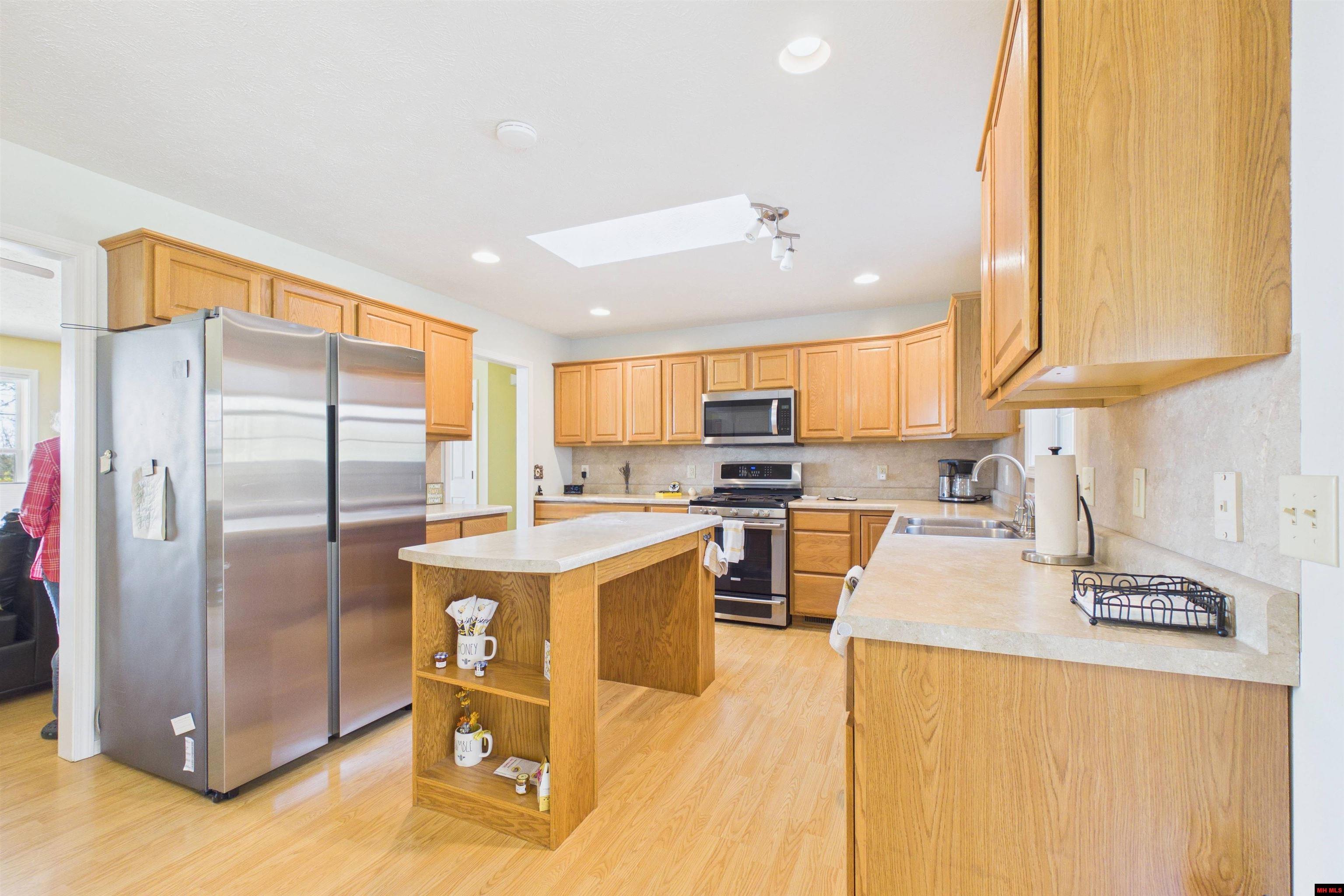 113 Waterfront Circle