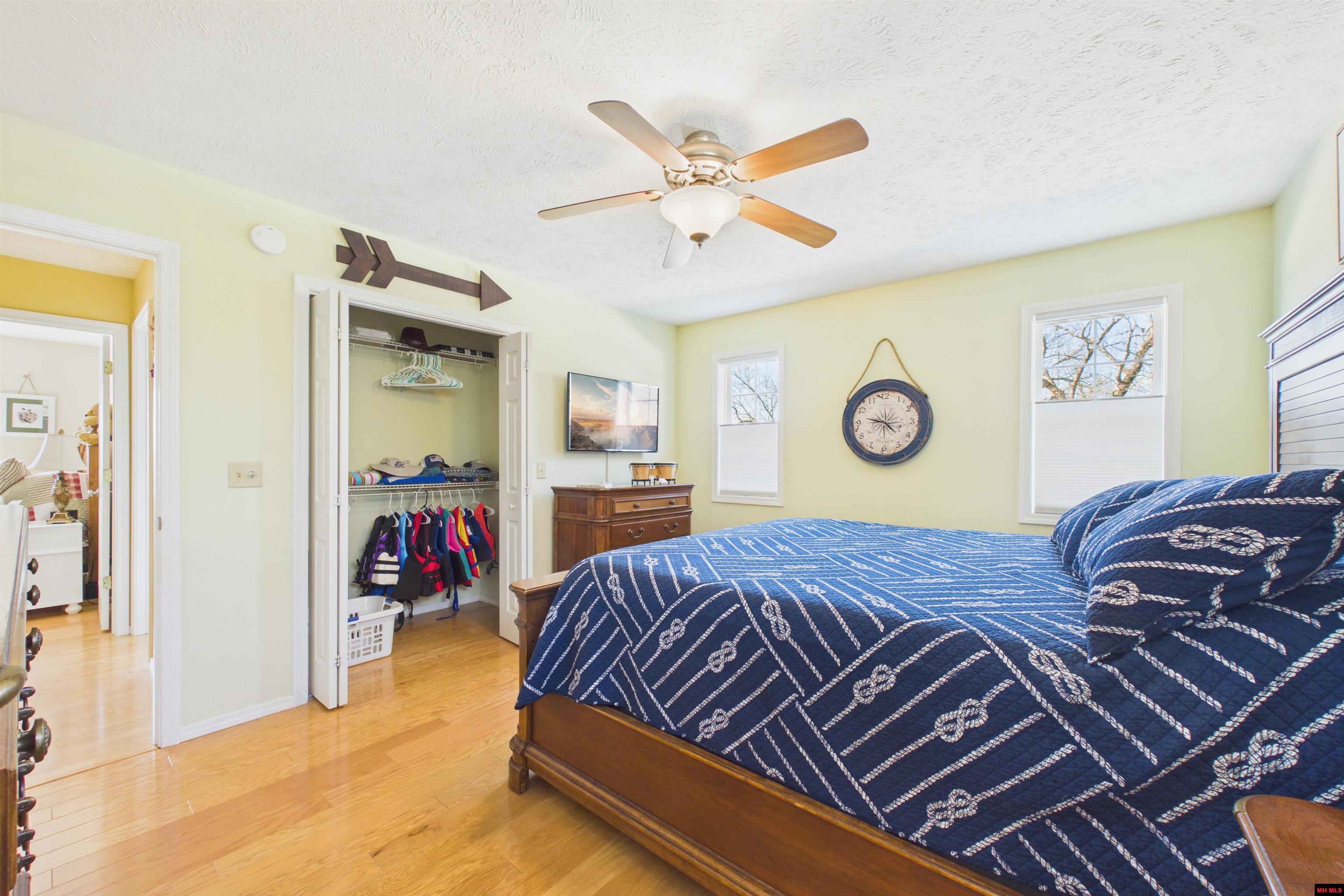 113 Waterfront Circle