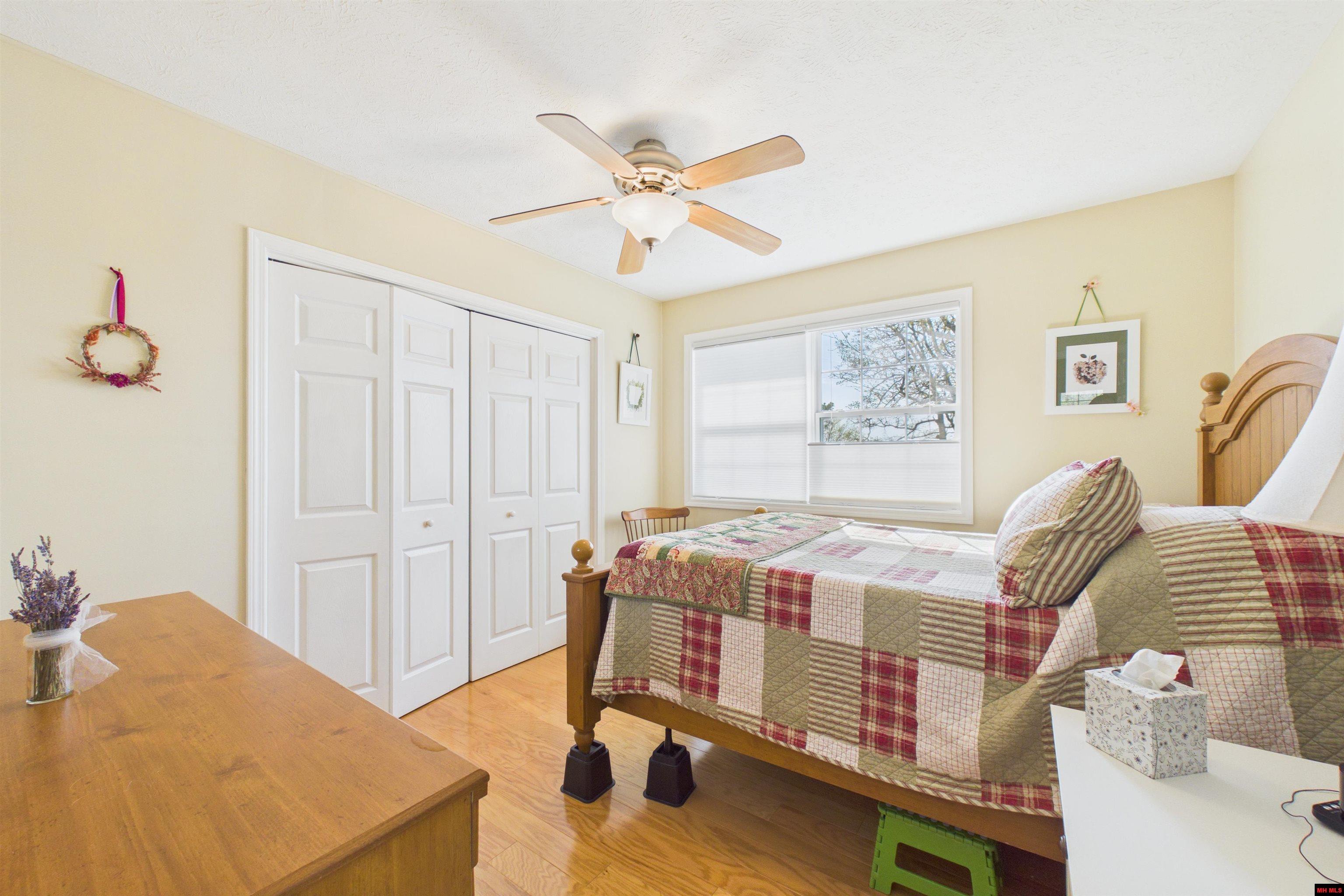 113 Waterfront Circle